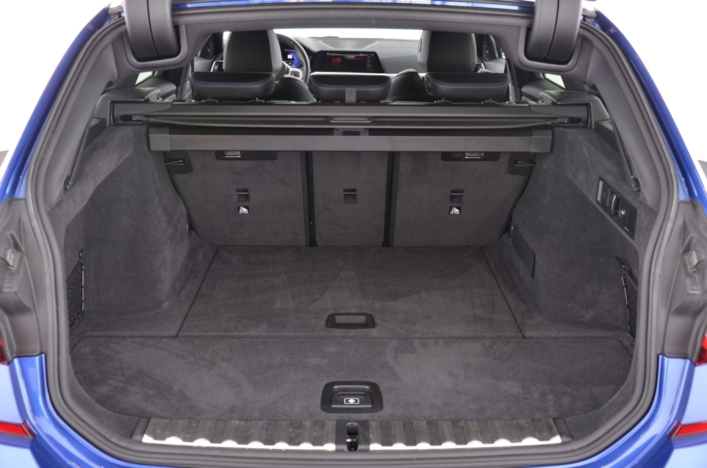 BMW-ALPINA D3 S BiTurbo Touring 3.0d-image-28