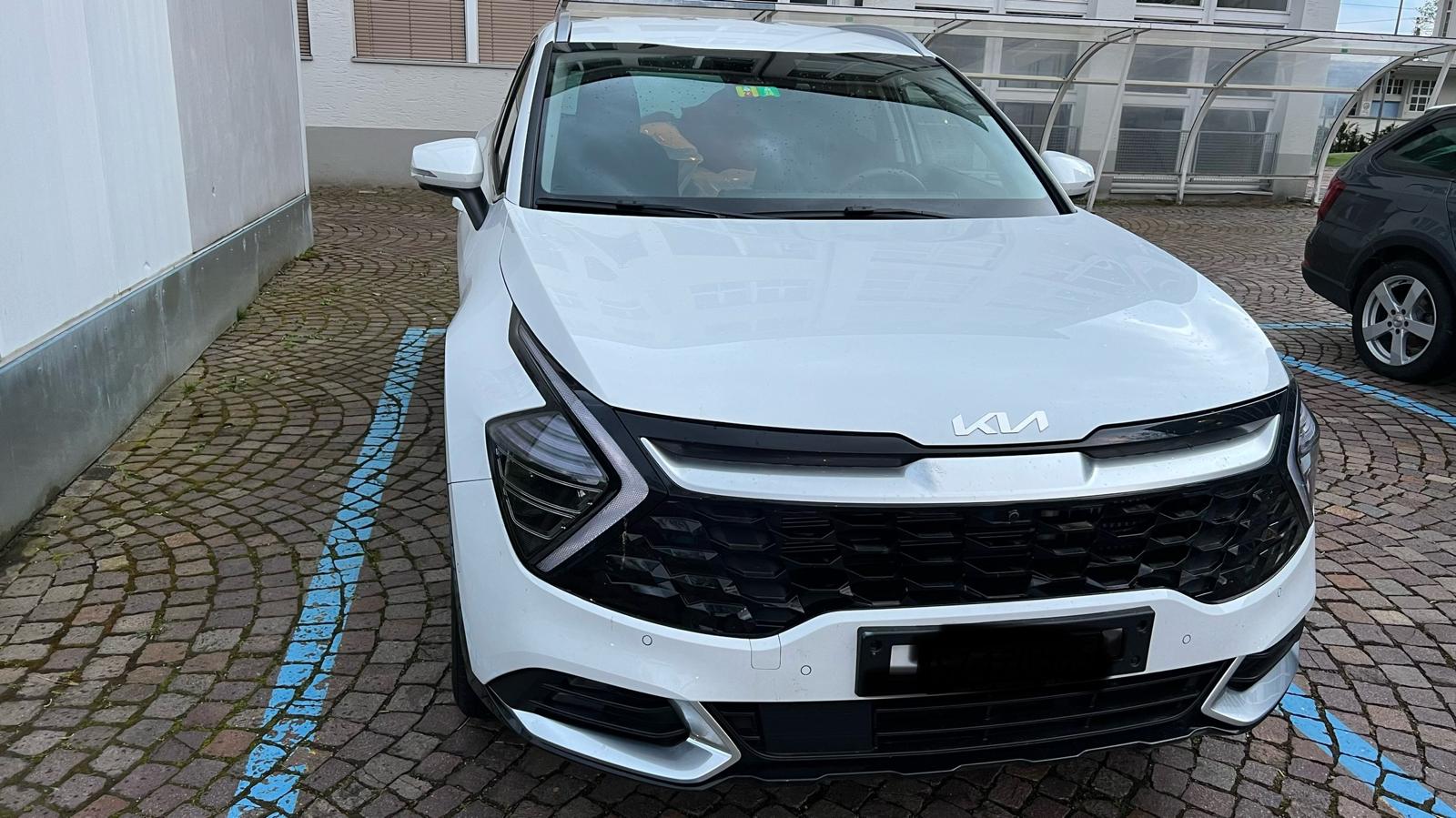 KIA SPORTAGE 1.6 T-GDi PHEV Style PLUS 4x4-image-3