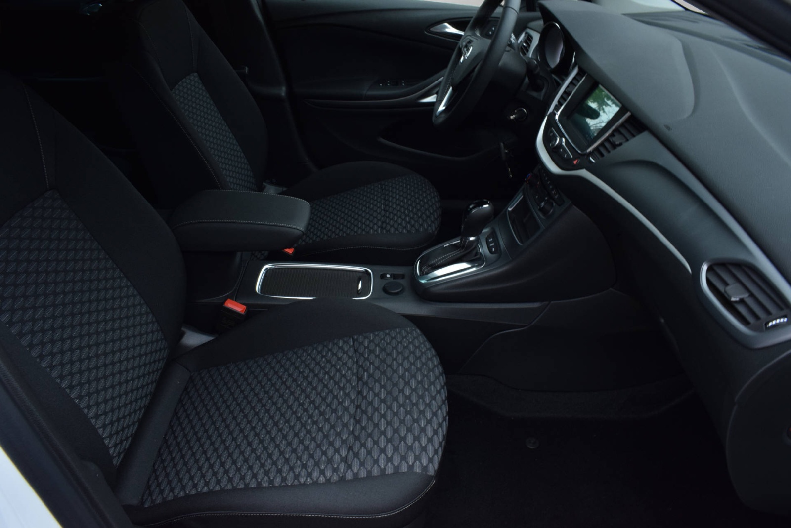 OPEL Astra K Sports Tourer 1.4 Turbo Edition S/S-image-13