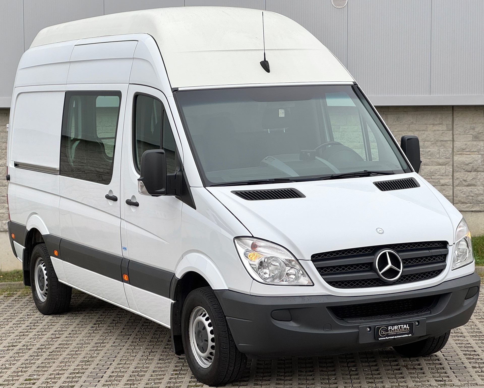 MERCEDES-BENZ Sprinter 313 CDI Lang - Hochdach-showroom-element-3