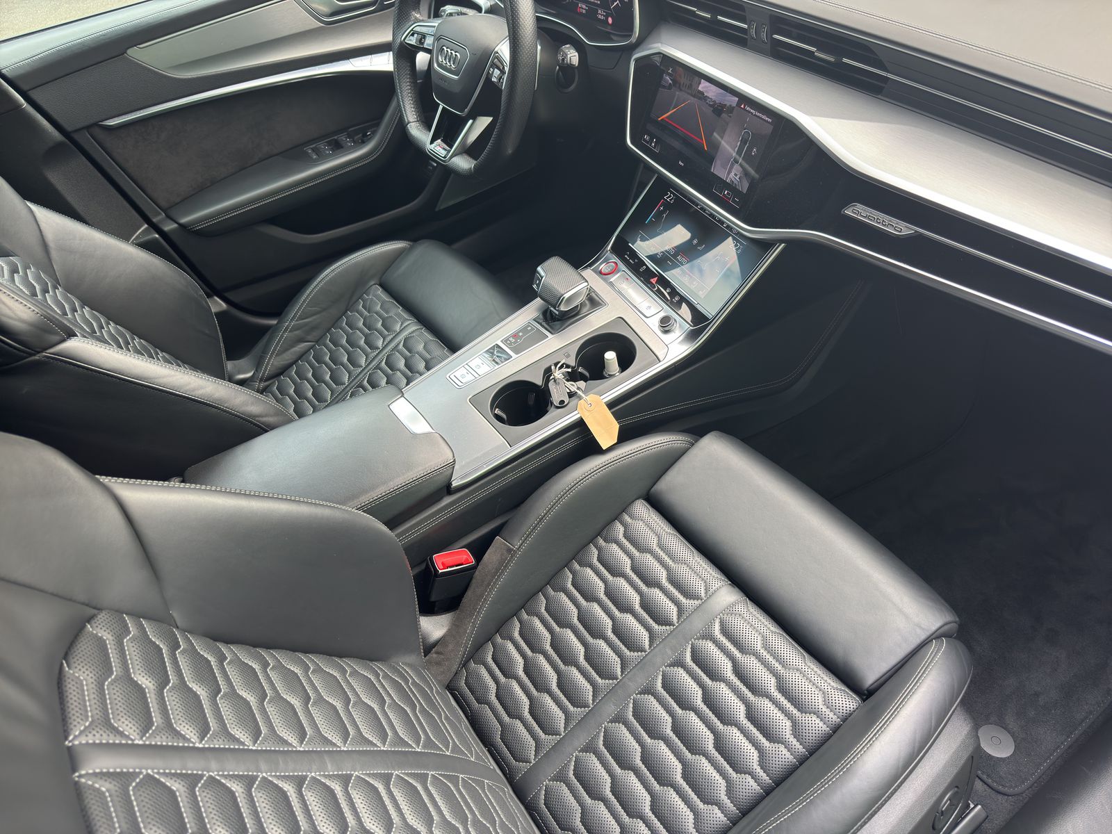 AUDI RS6 Avant 4.0 TFSI V8 quattro-image-8