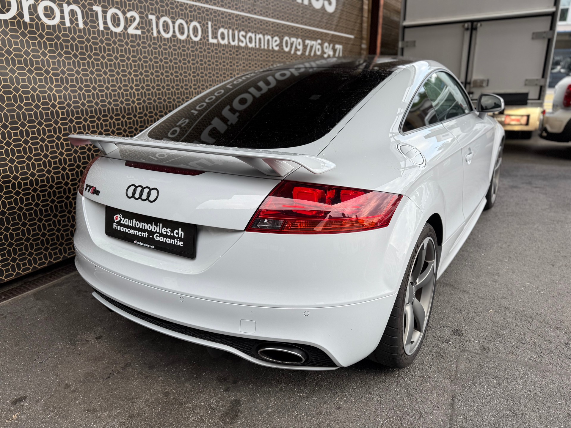 AUDI TT RS Coupé 2.5 TFSI quattro S-tronic-showroom-element-3