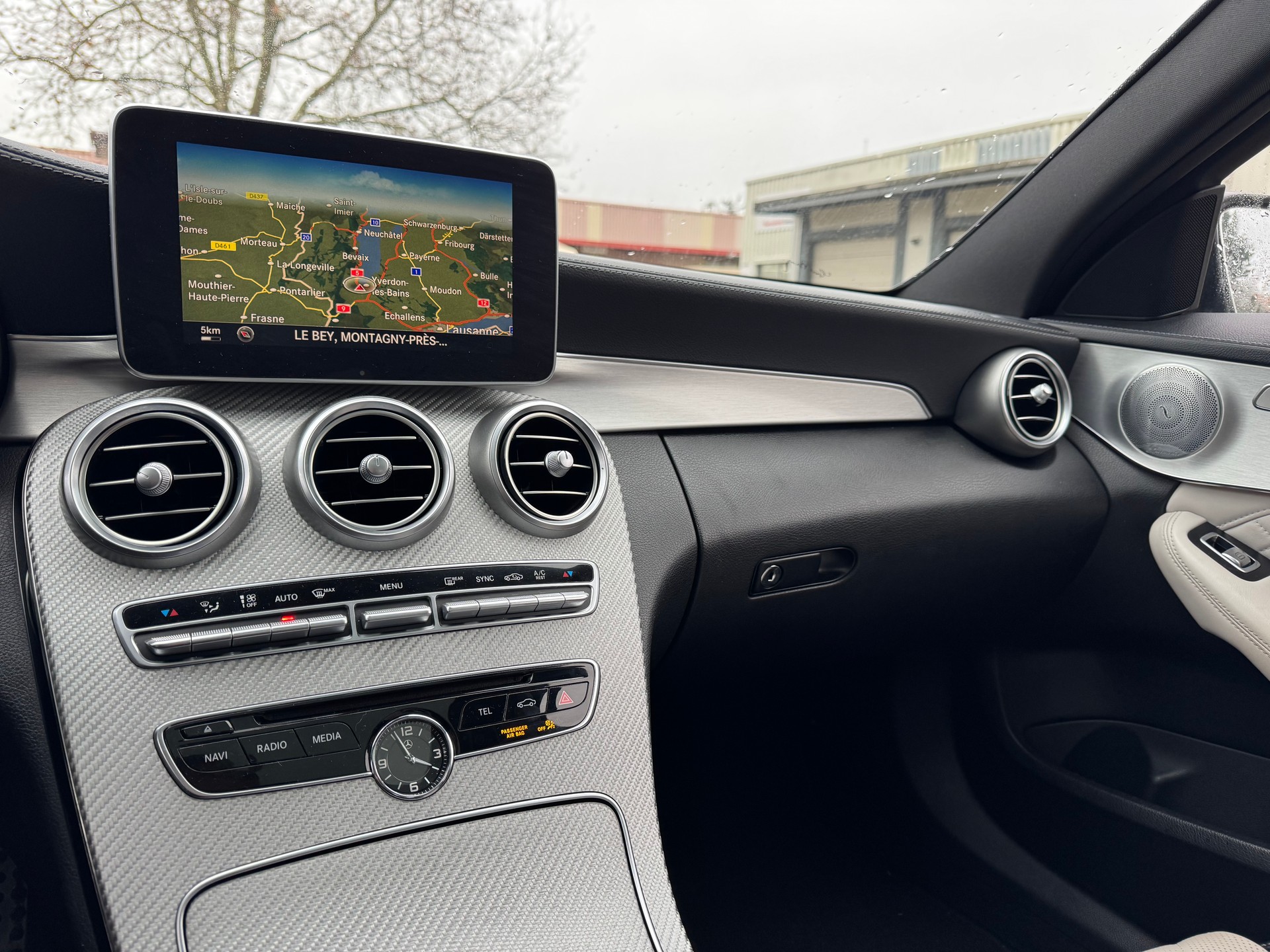 MERCEDES-BENZ C 450 AMG 4Matic 7G-Tronic-image-9