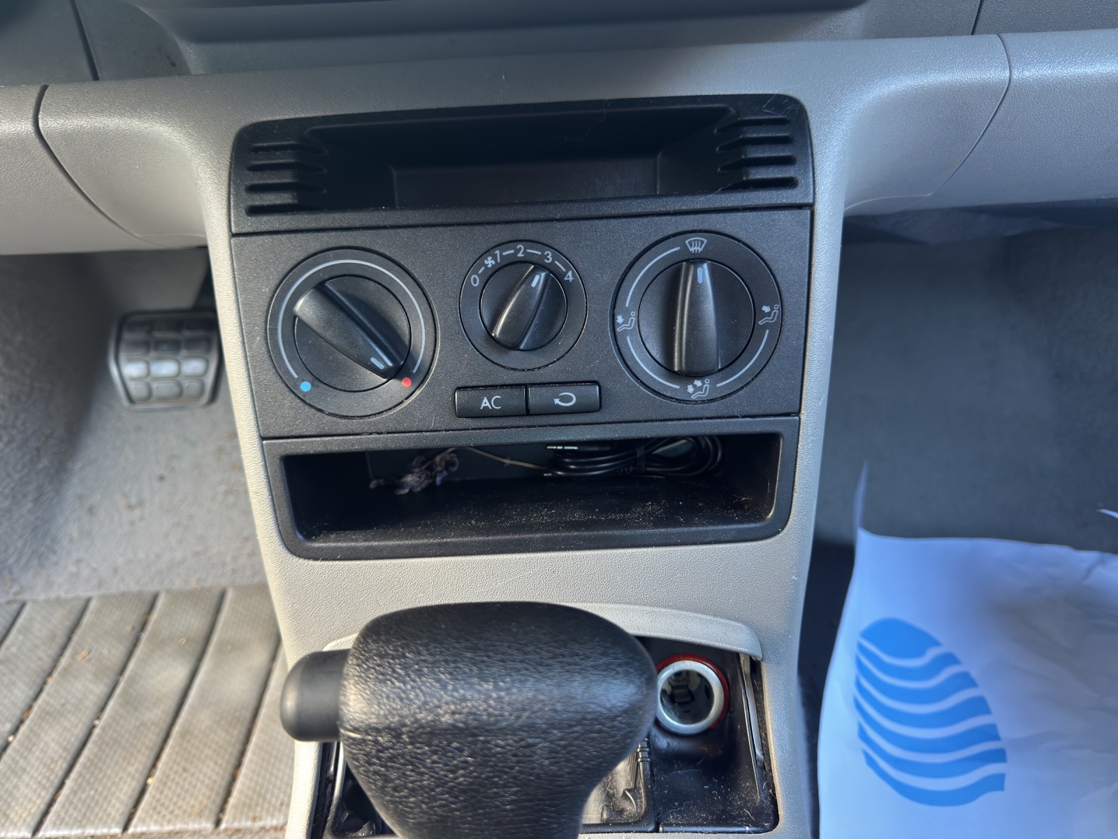VW Lupo 75 Trendline ABS-image-9