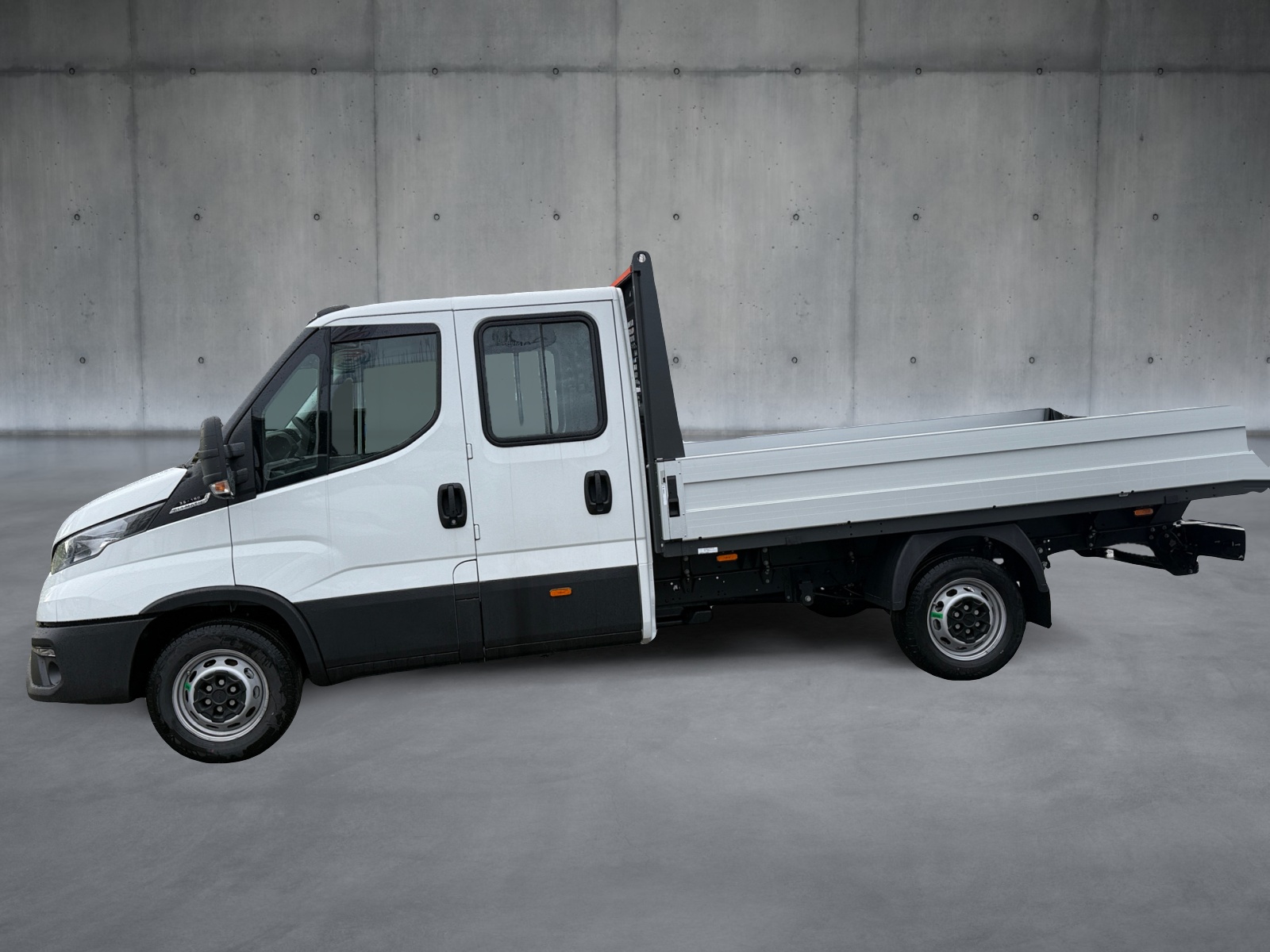 IVECO DAILY DKAB Brückenfahrzeug 35S16BA8 D-showroom-element-1