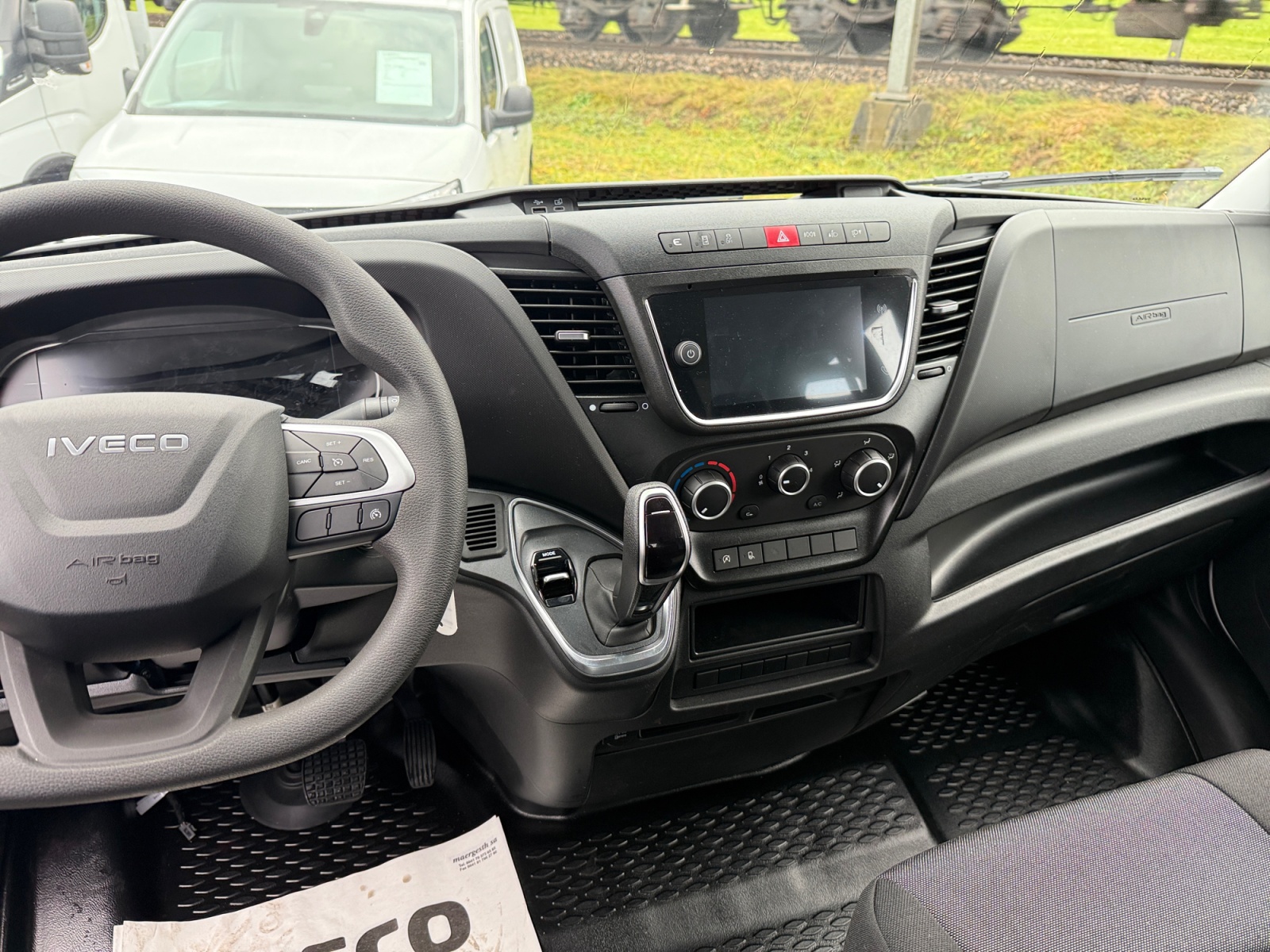 IVECO DAILY DKAB Brückenfahrzeug 35S16BA8 D-image-8
