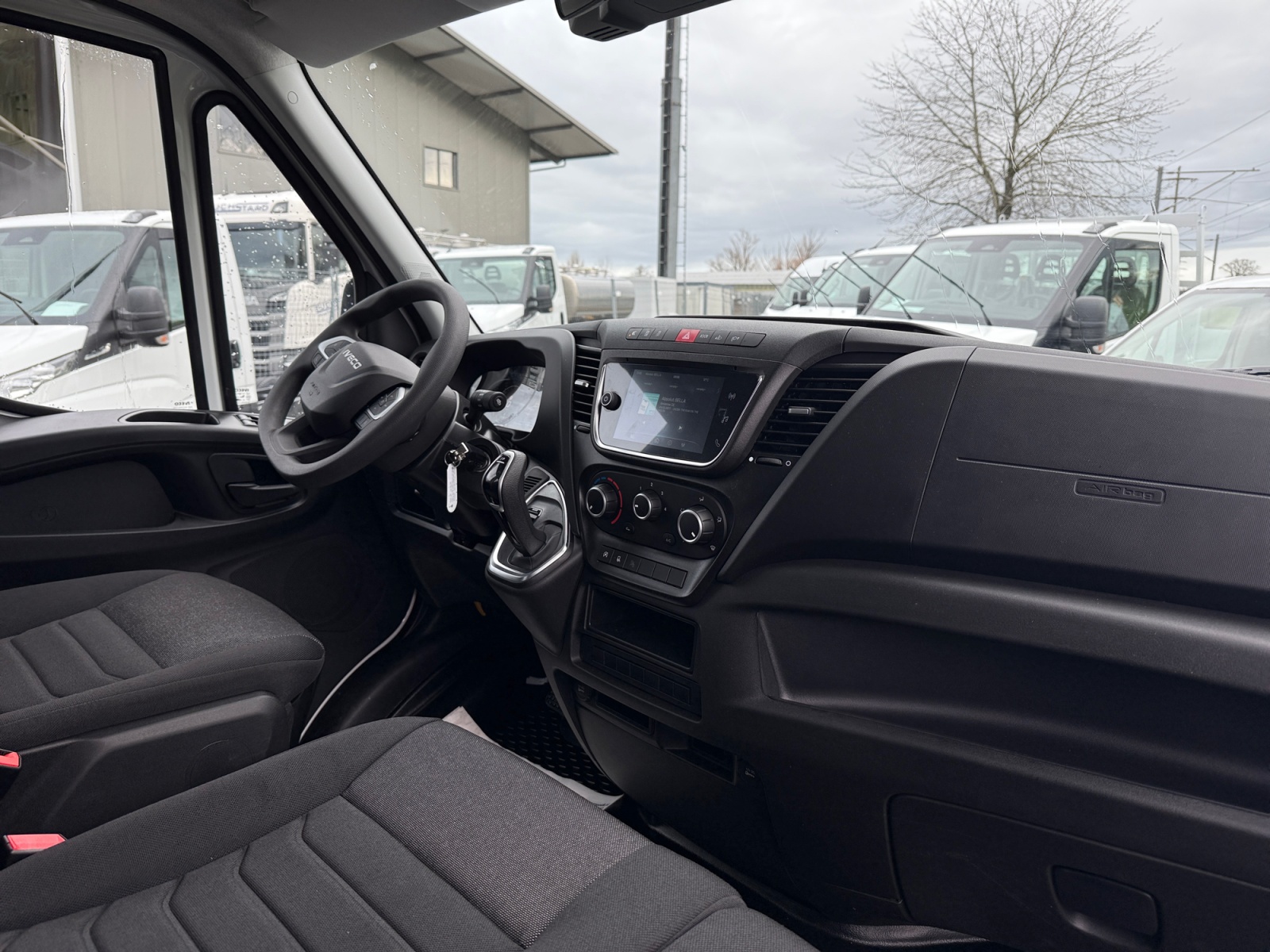 IVECO DAILY DKAB Brückenfahrzeug 35S16BA8 D-image-11