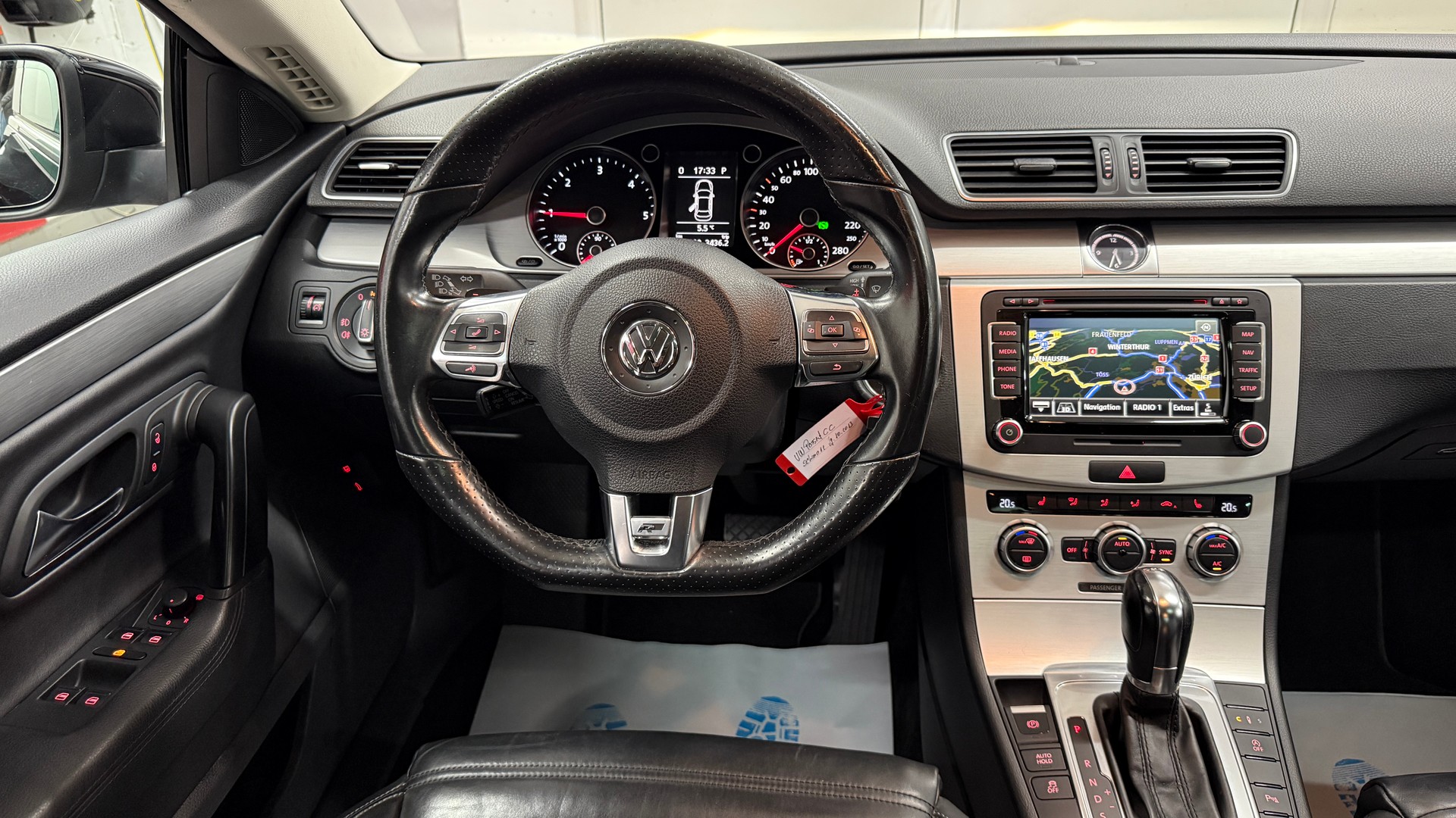 VW CC 2.0 TDI BlueMotion Technology 4Motion DSG*R-Line in&Exteriuor*abMFK*8fach berädert*RFK*NAVI*Garantie*u.v.m*-image-17