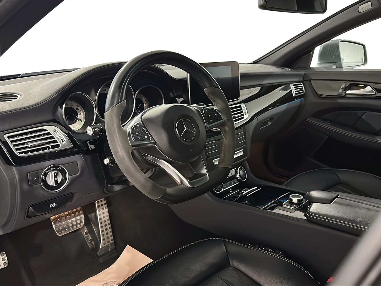 MERCEDES-BENZ CLS Shooting Brake 350 d 4Matic 9G-Tronic-showroom-element-1