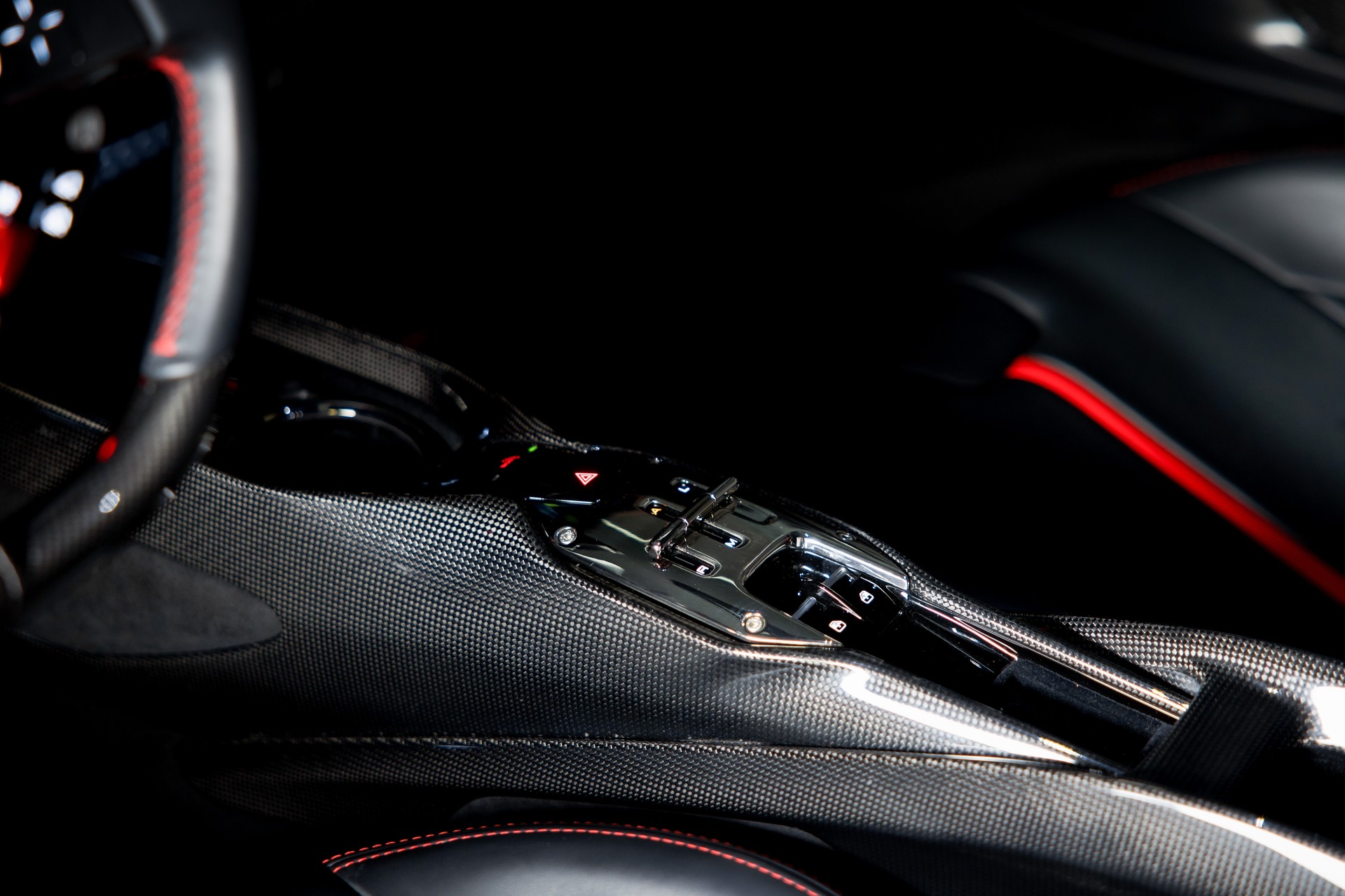 FERRARI SF90 Stradale-image-16