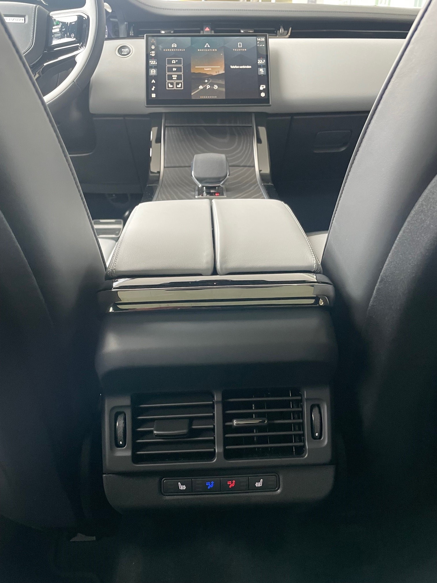 LAND ROVER Range Rover Evoque 1.5 T 300e Autobiography-image-18