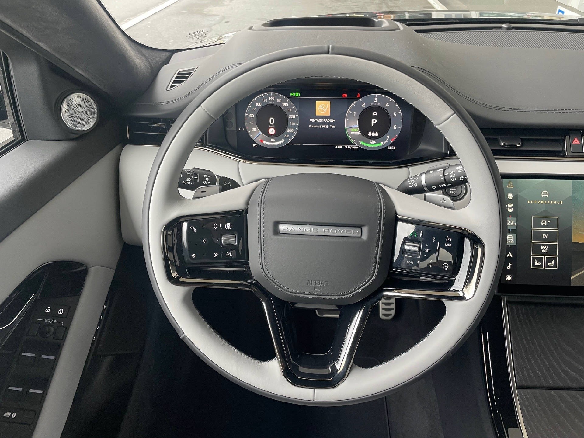 LAND ROVER Range Rover Evoque 1.5 T 300e Autobiography-image-6