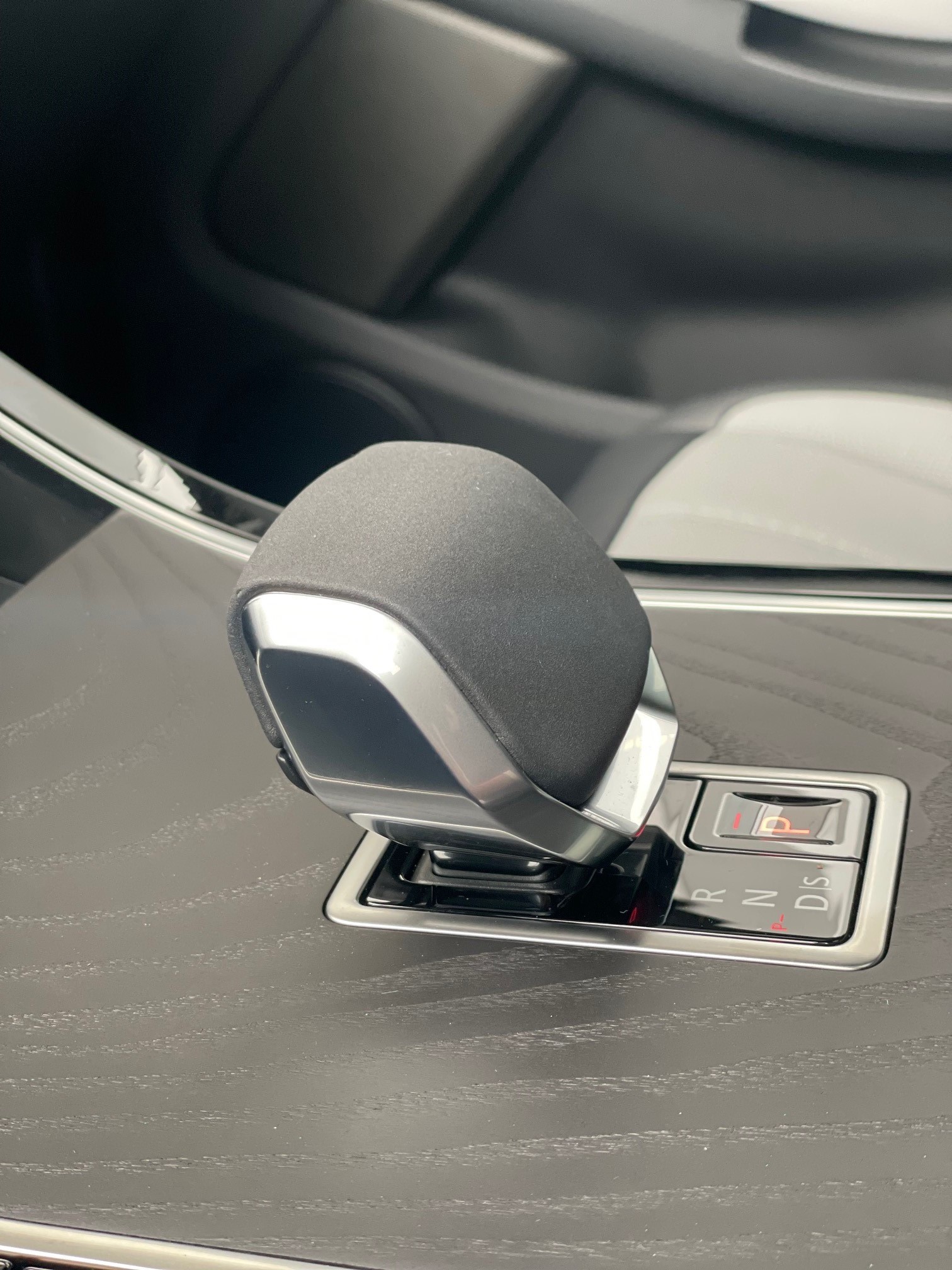 LAND ROVER Range Rover Evoque 1.5 T 300e Autobiography-image-10
