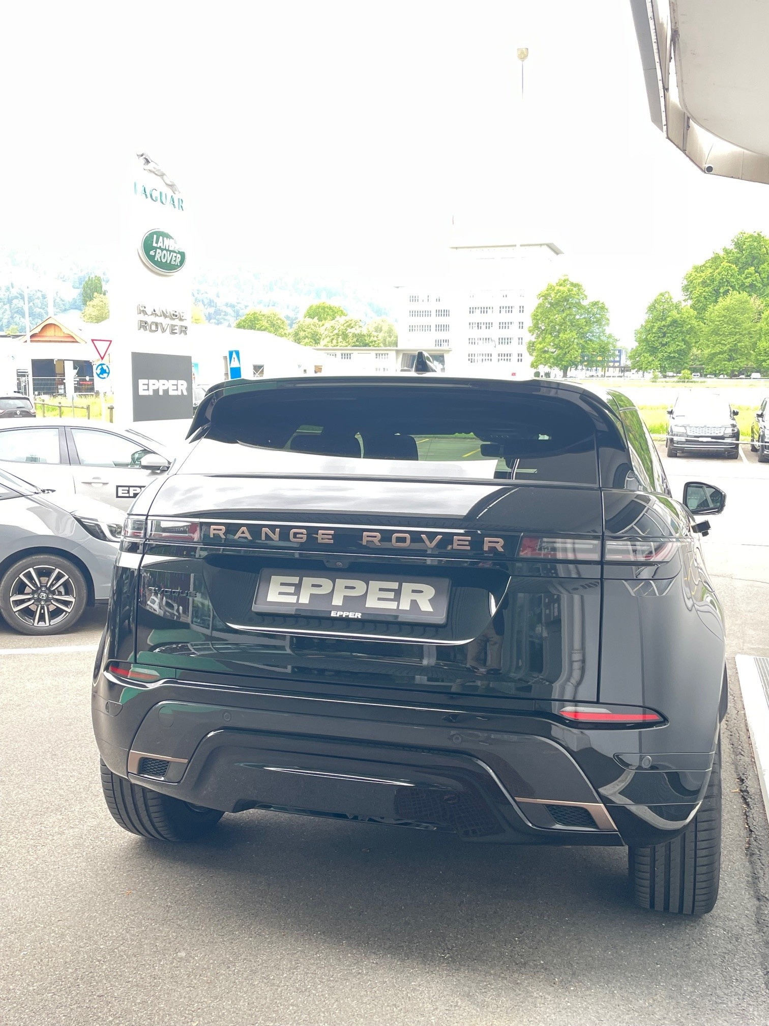 LAND ROVER Range Rover Evoque 1.5 T 300e Autobiography-image-31