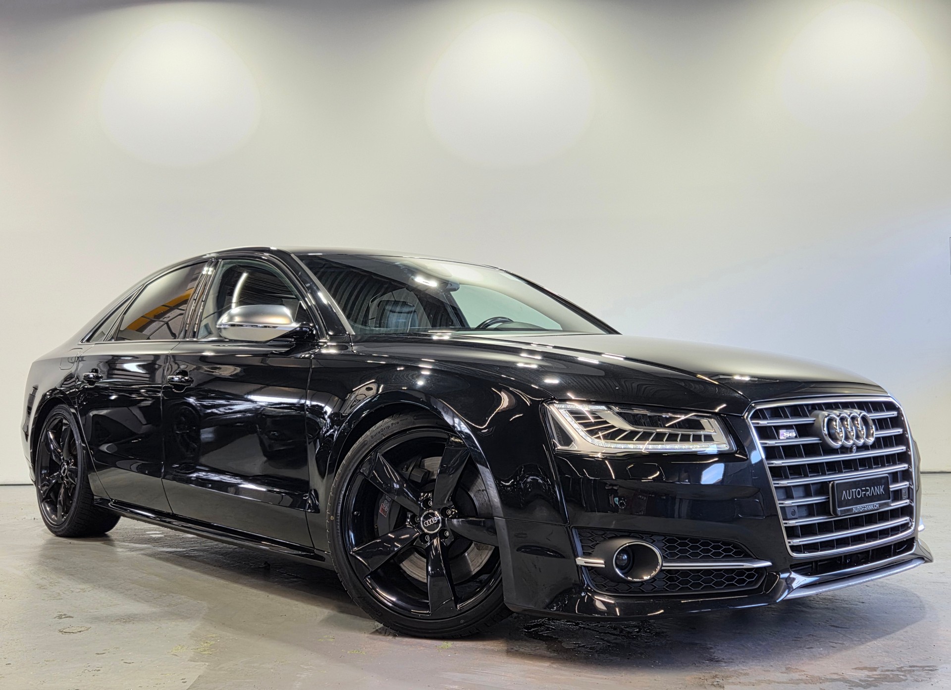 AUDI S8 4.0 V8 TFSI quattro T-Tronic