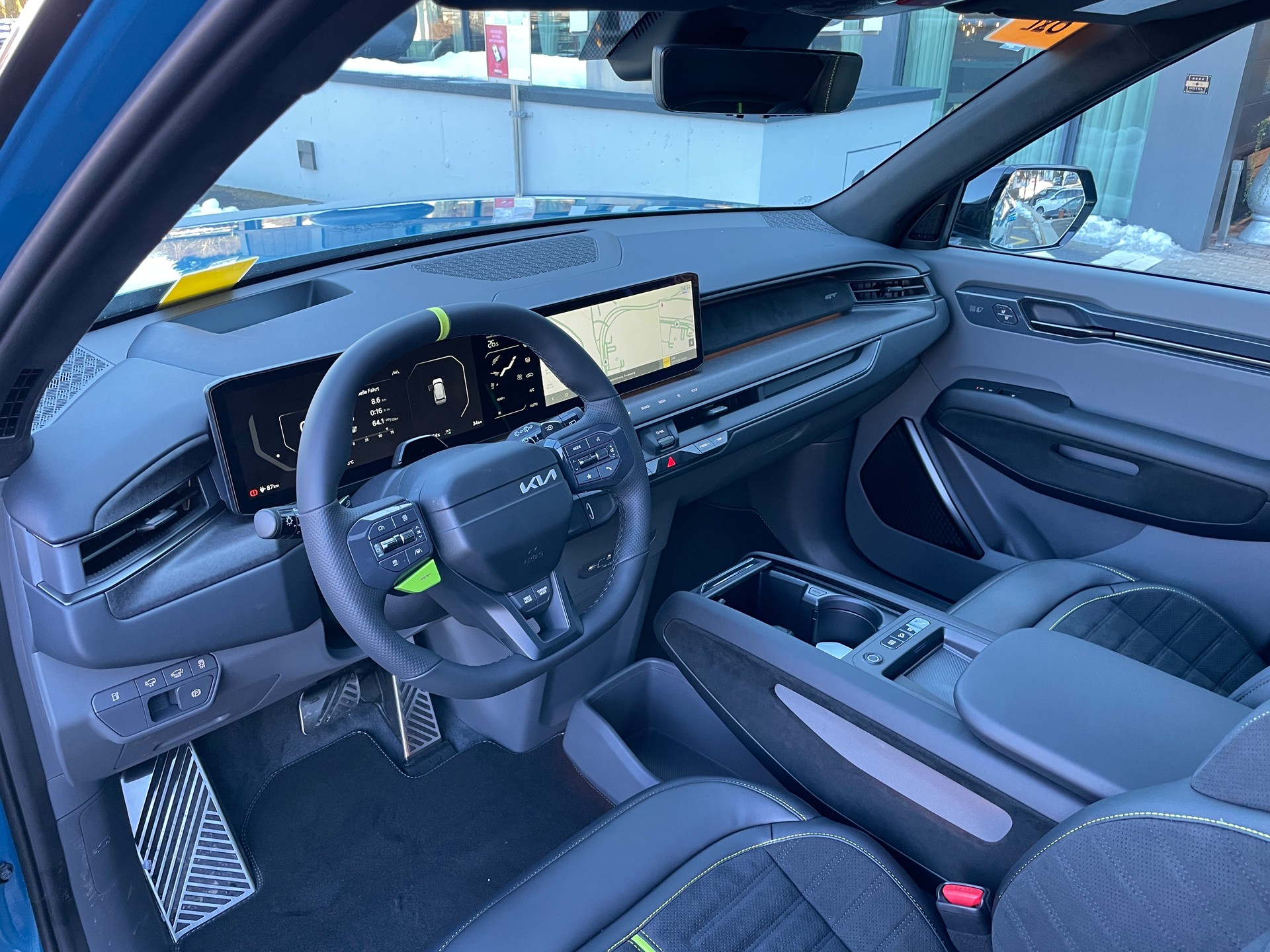 KIA EV9 99,8 kWh GT 4x4 mit Panoramaschiebedach, 7-Sitzer-image-16