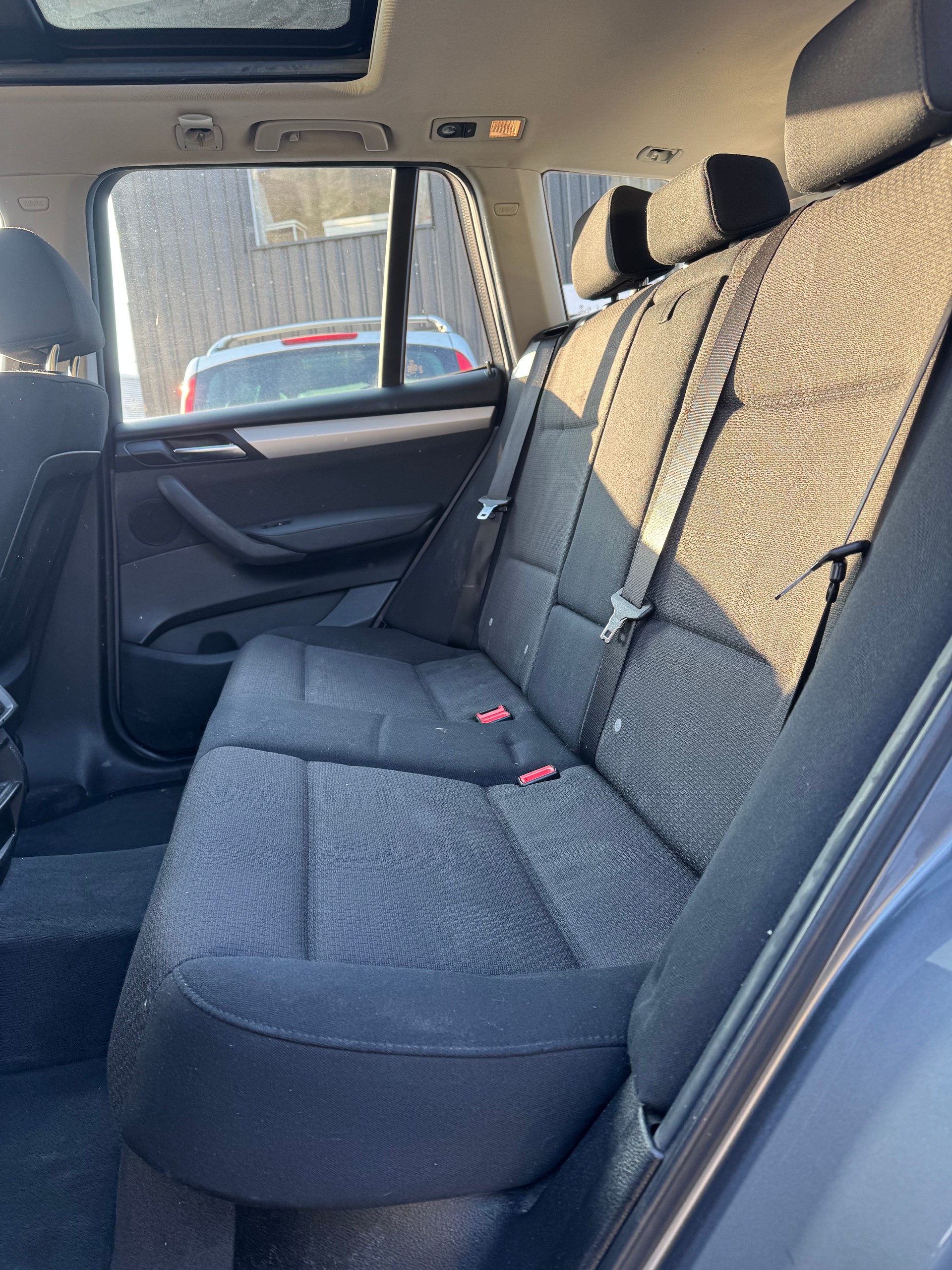 BMW X3 xDrive 20d-image-12