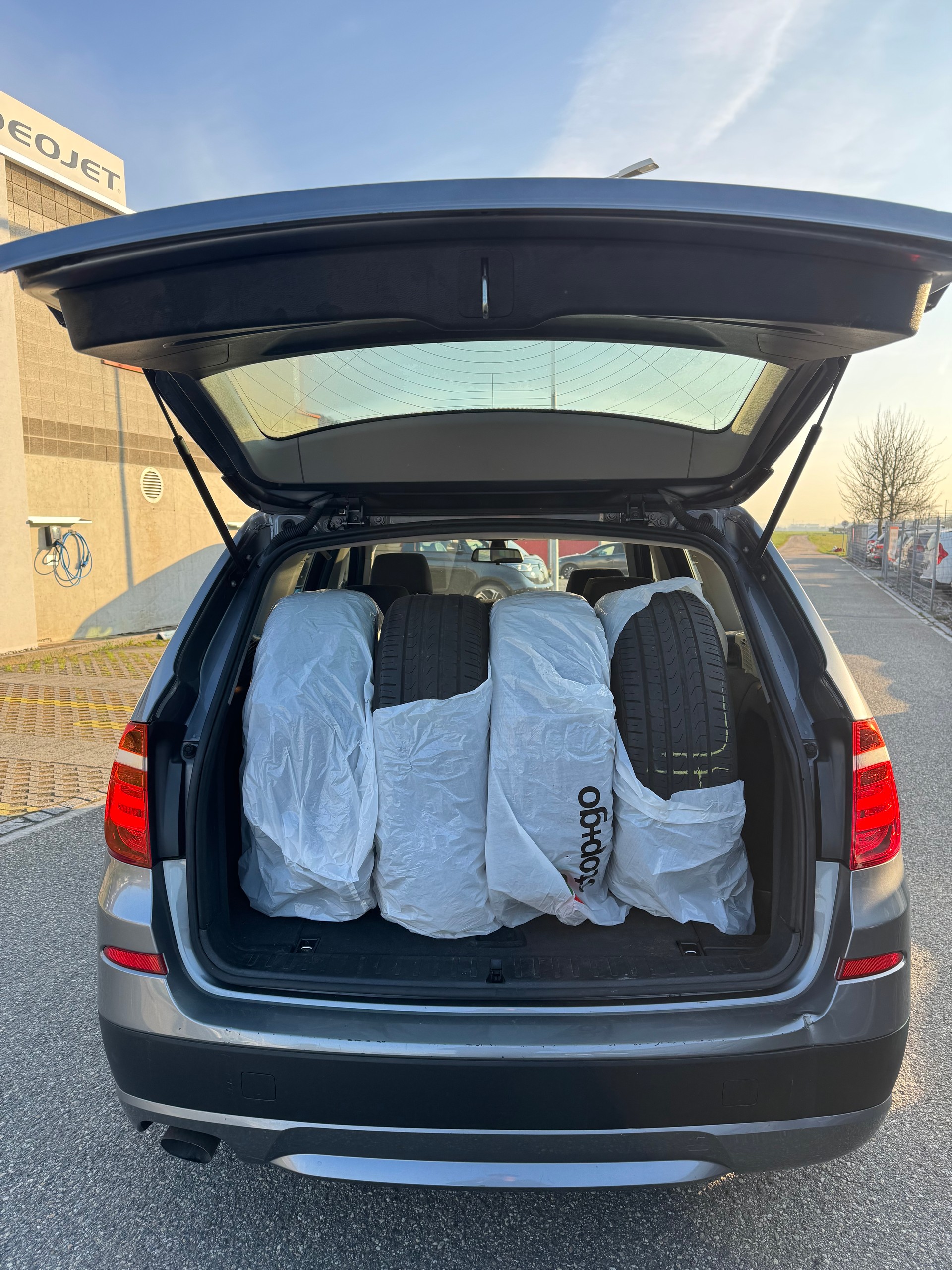 BMW X3 xDrive 20d-image-13