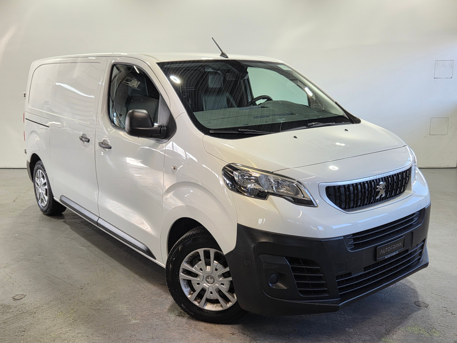 PEUGEOT Expert Kaw. Standard 1.6 BlueHDi 95 Allure S/S-image-12