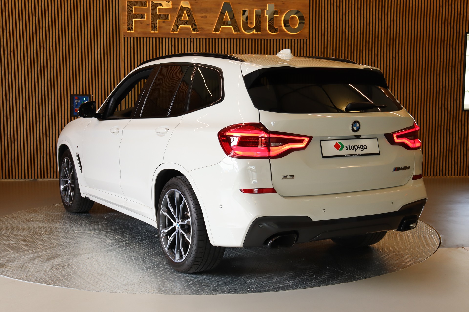 BMW X3 M40d Individual Steptronic-image-10