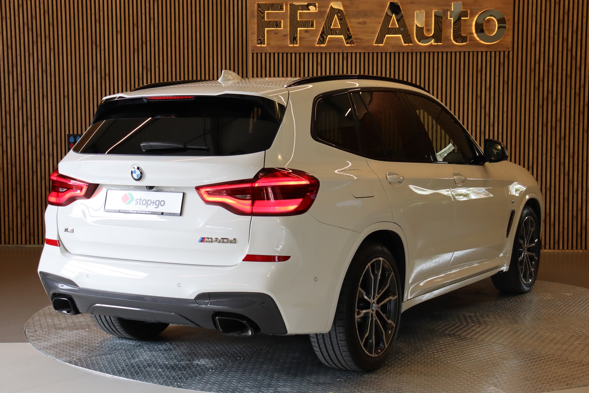 BMW X3 M40d Individual Steptronic-image-6