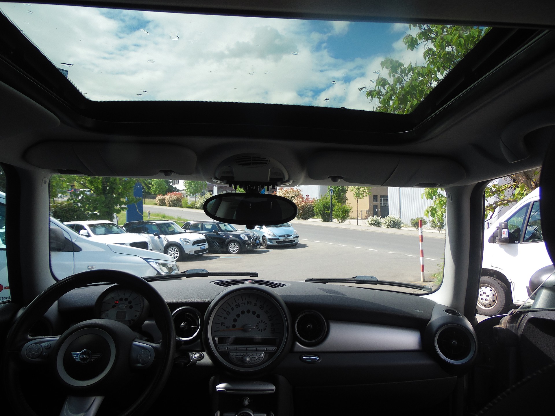 MINI One-image-15