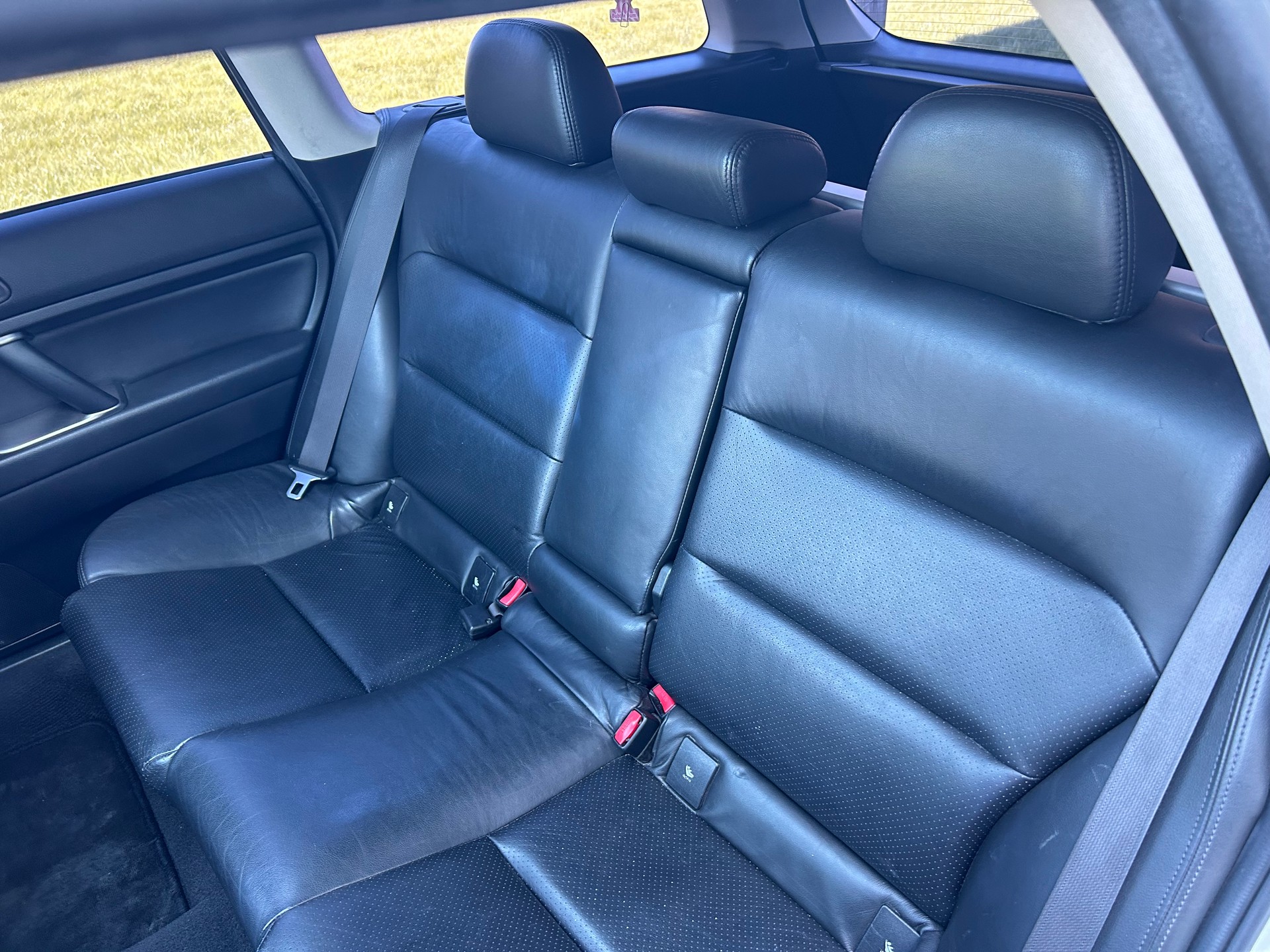 SUBARU Legacy 3.0R AWD Executive Automatic-image-10