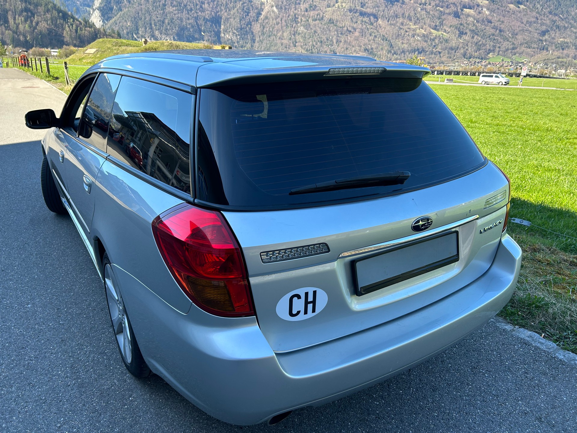 SUBARU Legacy 3.0R AWD Executive Automatic-image-5