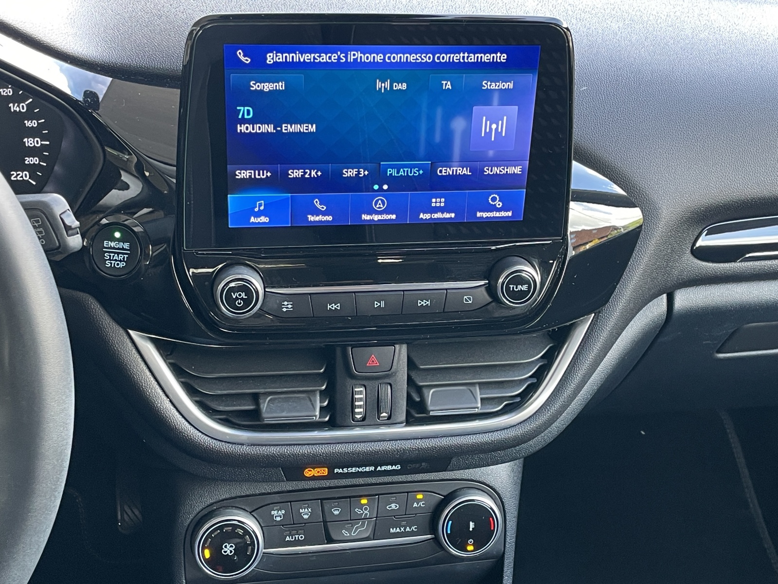 FORD Fiesta 1.0 EcoB Titanium-image-9