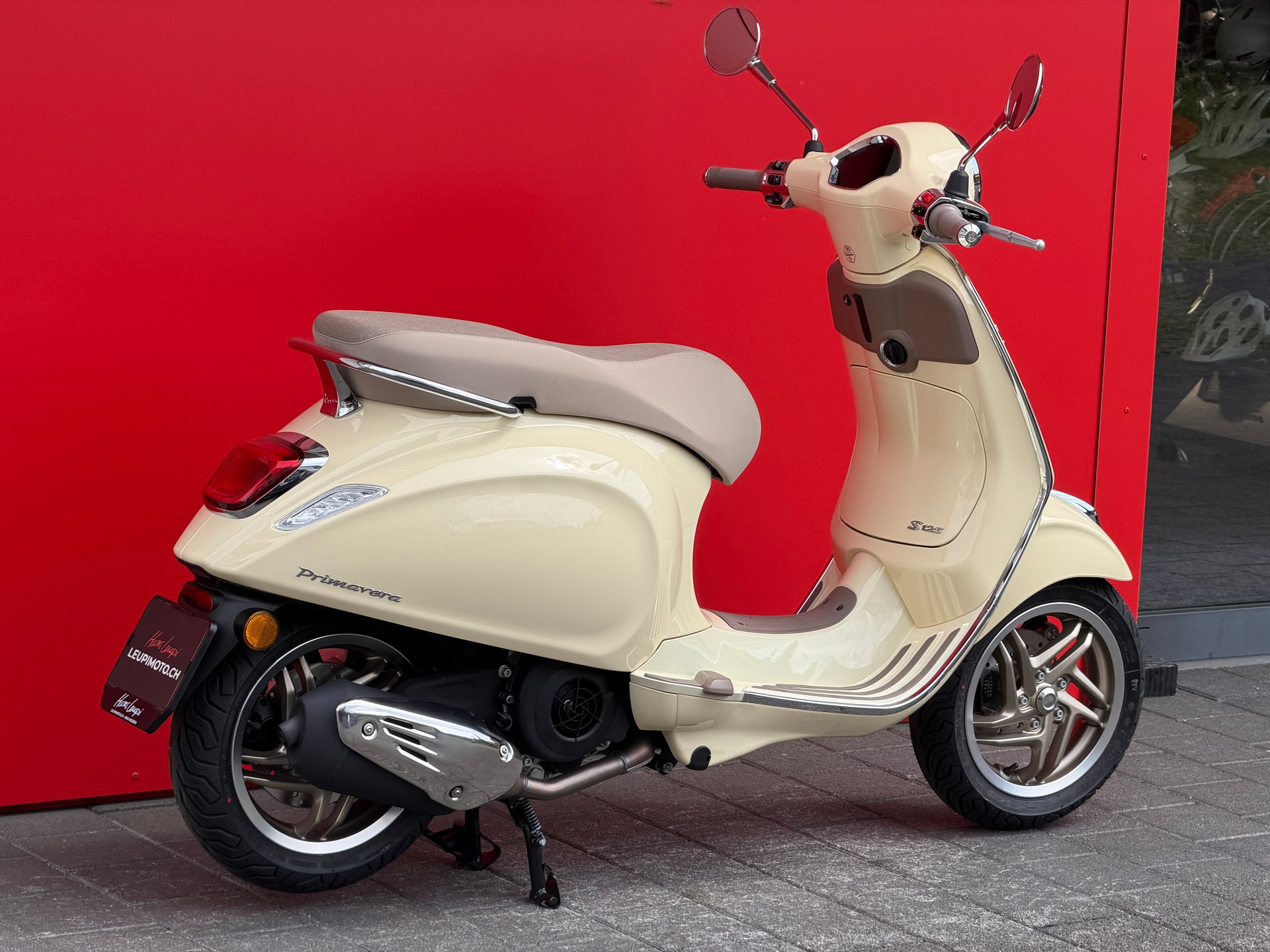 PIAGGIO Vespa 125 Primavera S MY26-image-11