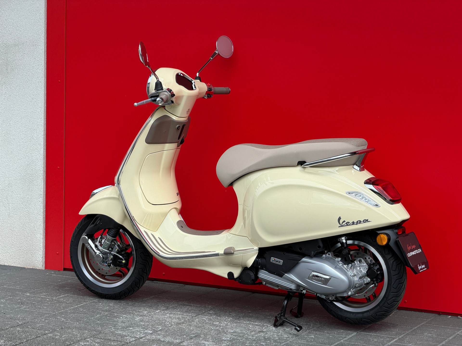 PIAGGIO Vespa 125 Primavera S MY26-image-14