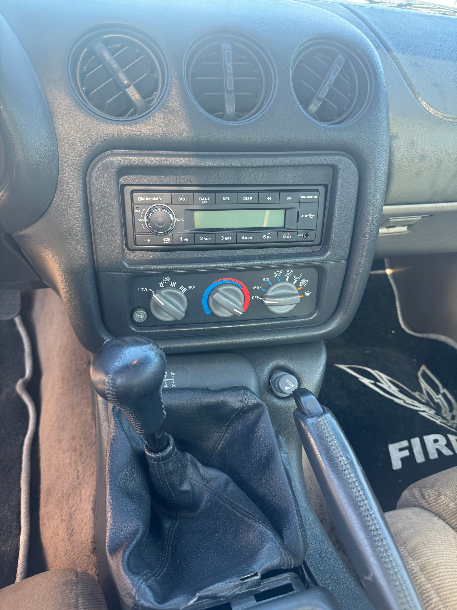 PONTIAC Firebird 3.4 V6-image-10