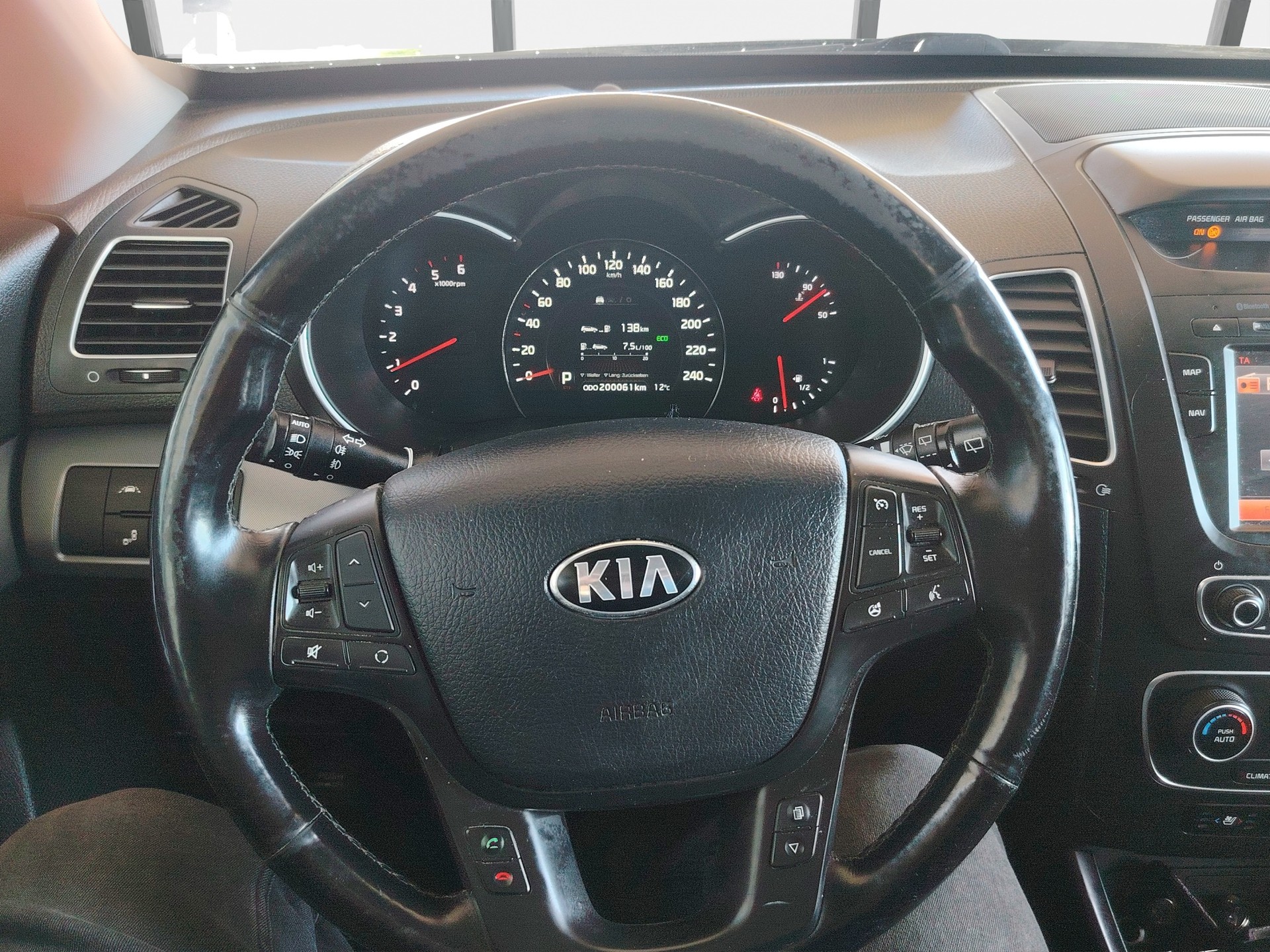 KIA Sorento 2.2 CRDI Style Automatic-image-9