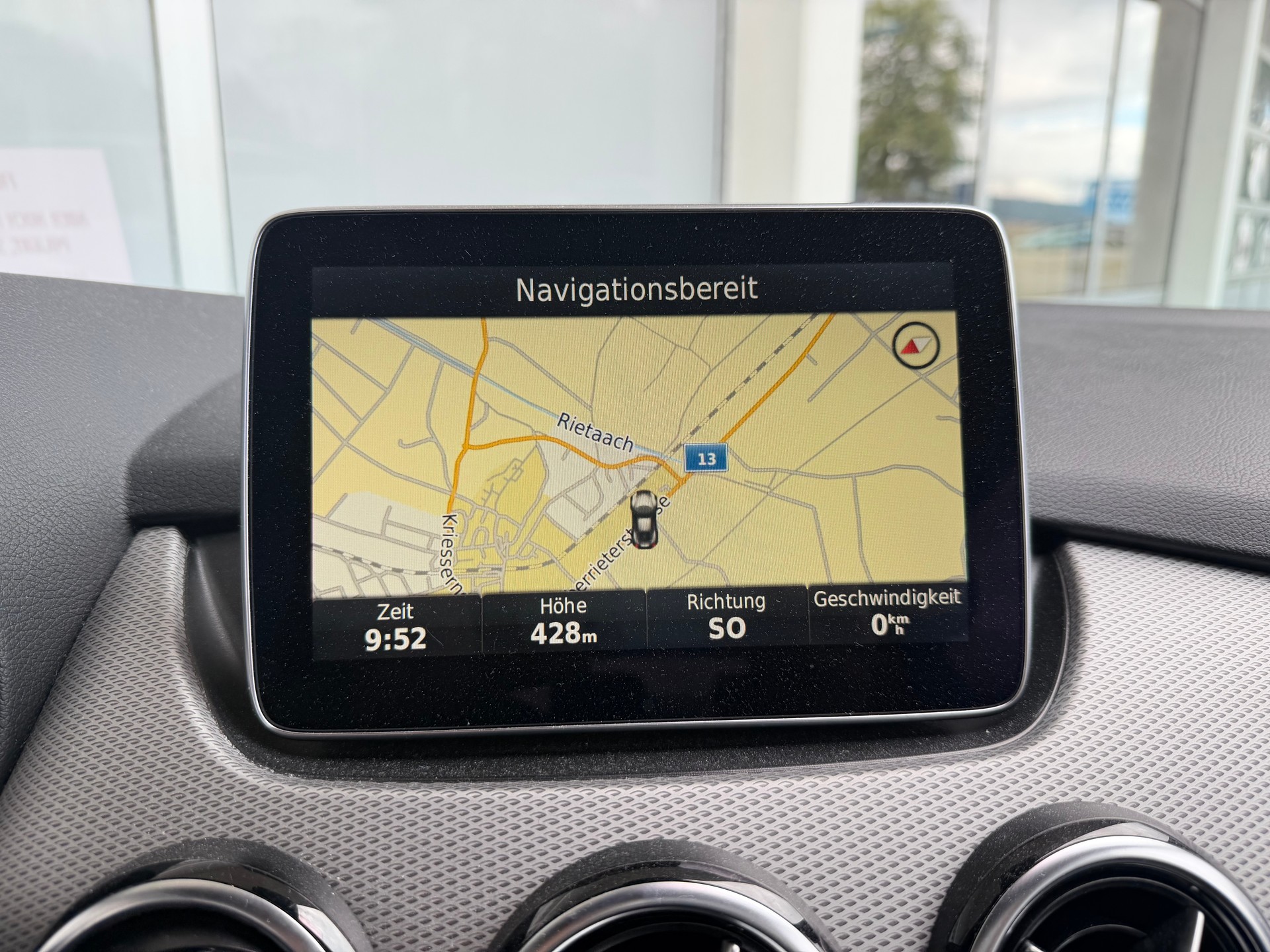 MERCEDES-BENZ B Electric Drive Urban-image-12