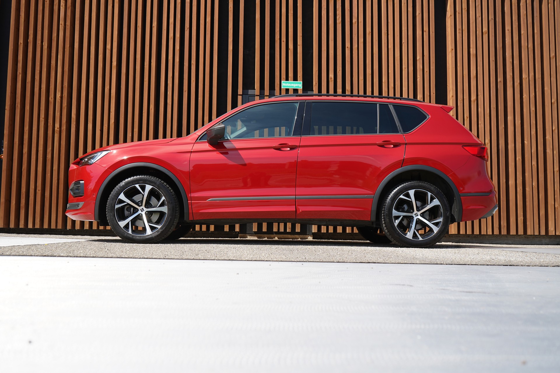 SEAT TARRACO 2.0 TDI CR FR 4DRIVE DSG l 200 PS-showroom-element-1