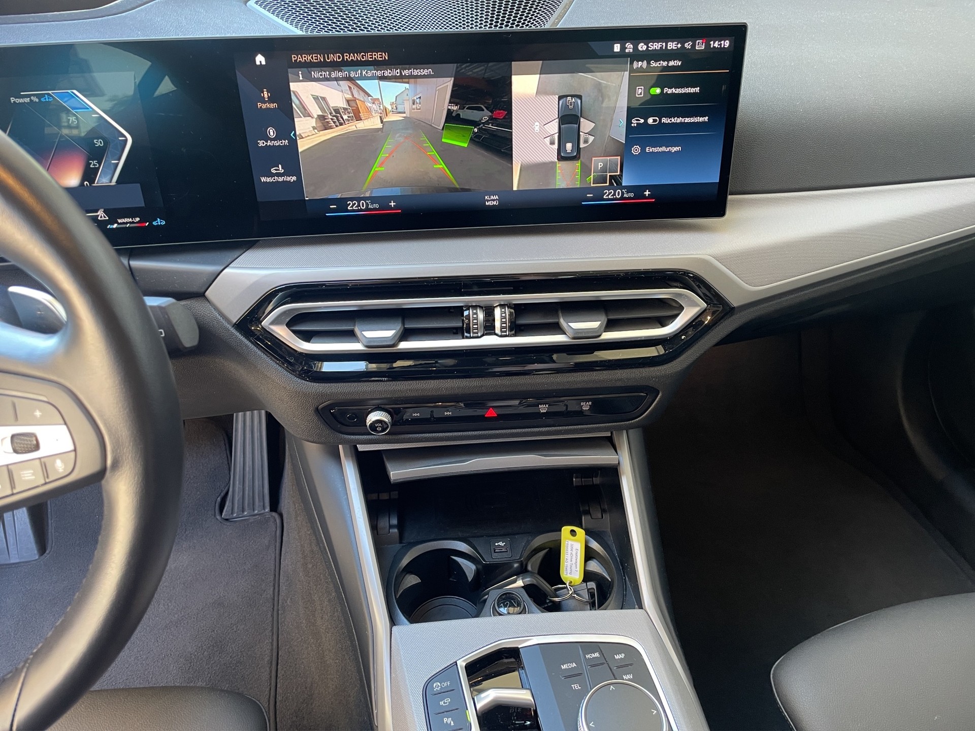 BMW 320d xDrive 48V Touring Steptronic-image-10