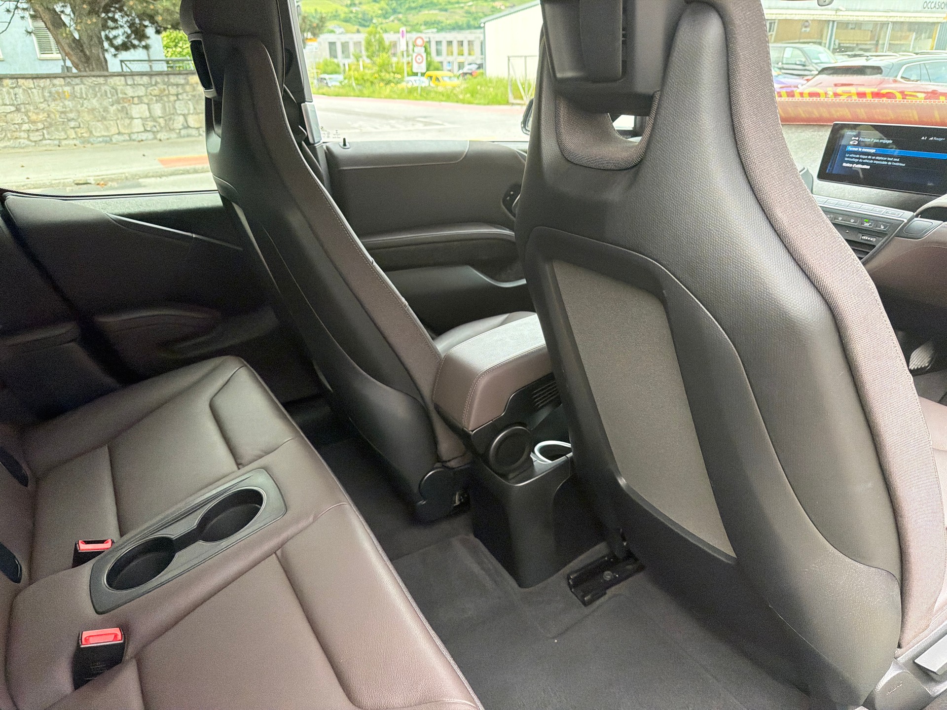 BMW i3s (120Ah) Unique Forever Edition-image-16
