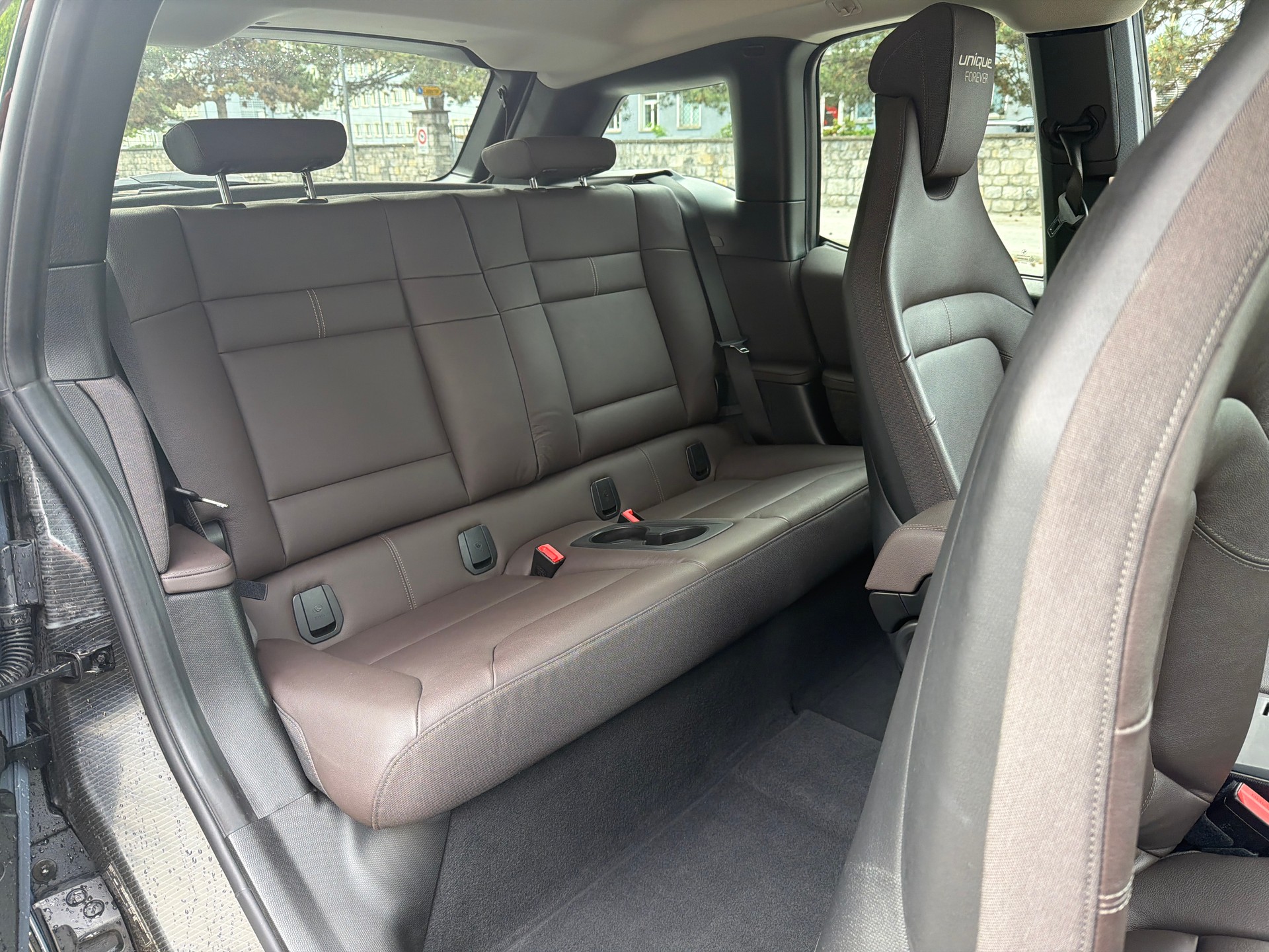 BMW i3s (120Ah) Unique Forever Edition-image-15