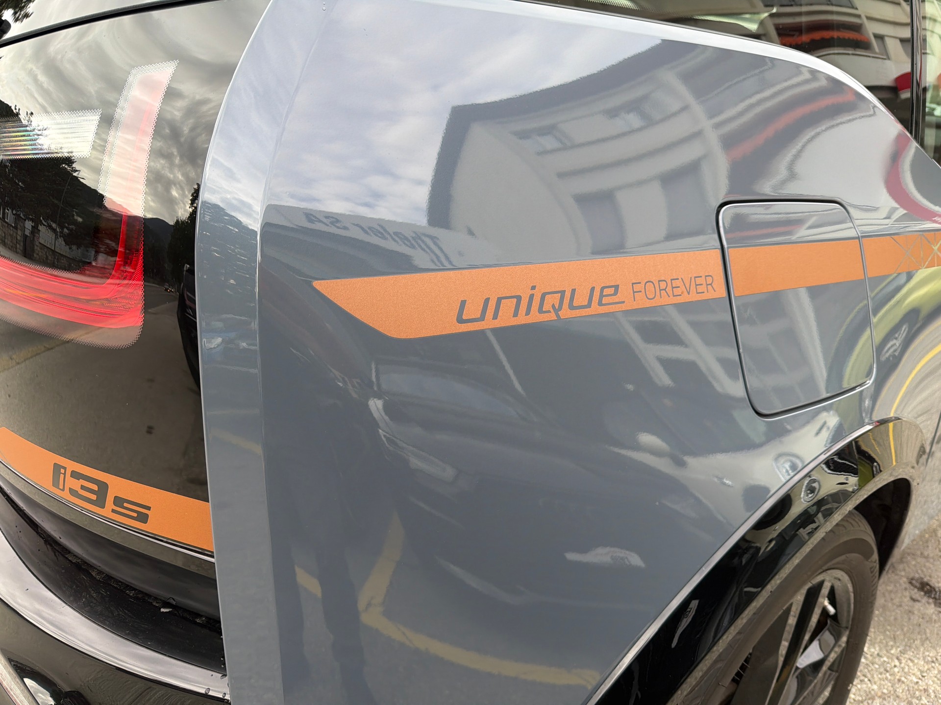 BMW i3s (120Ah) Unique Forever Edition-image-29