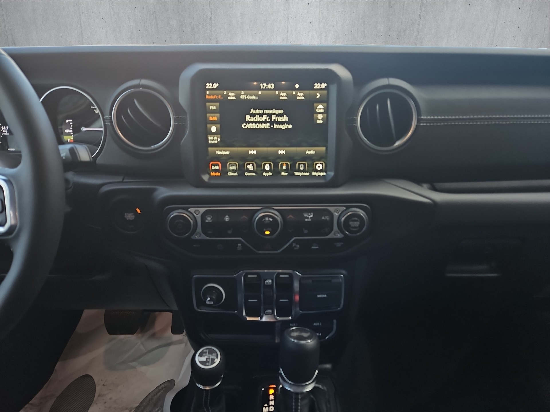 JEEP WRANGLER 4xe 2.0 380cv Sahara-image-9