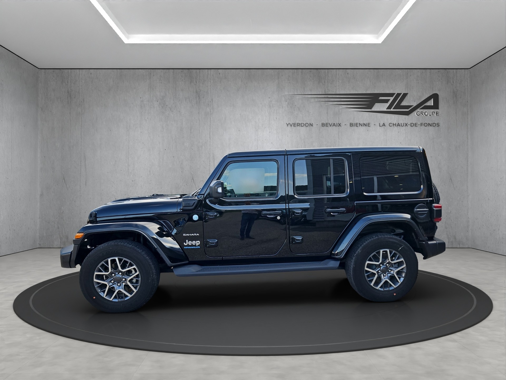 JEEP WRANGLER 4xe 2.0 380cv Sahara-showroom-element-2