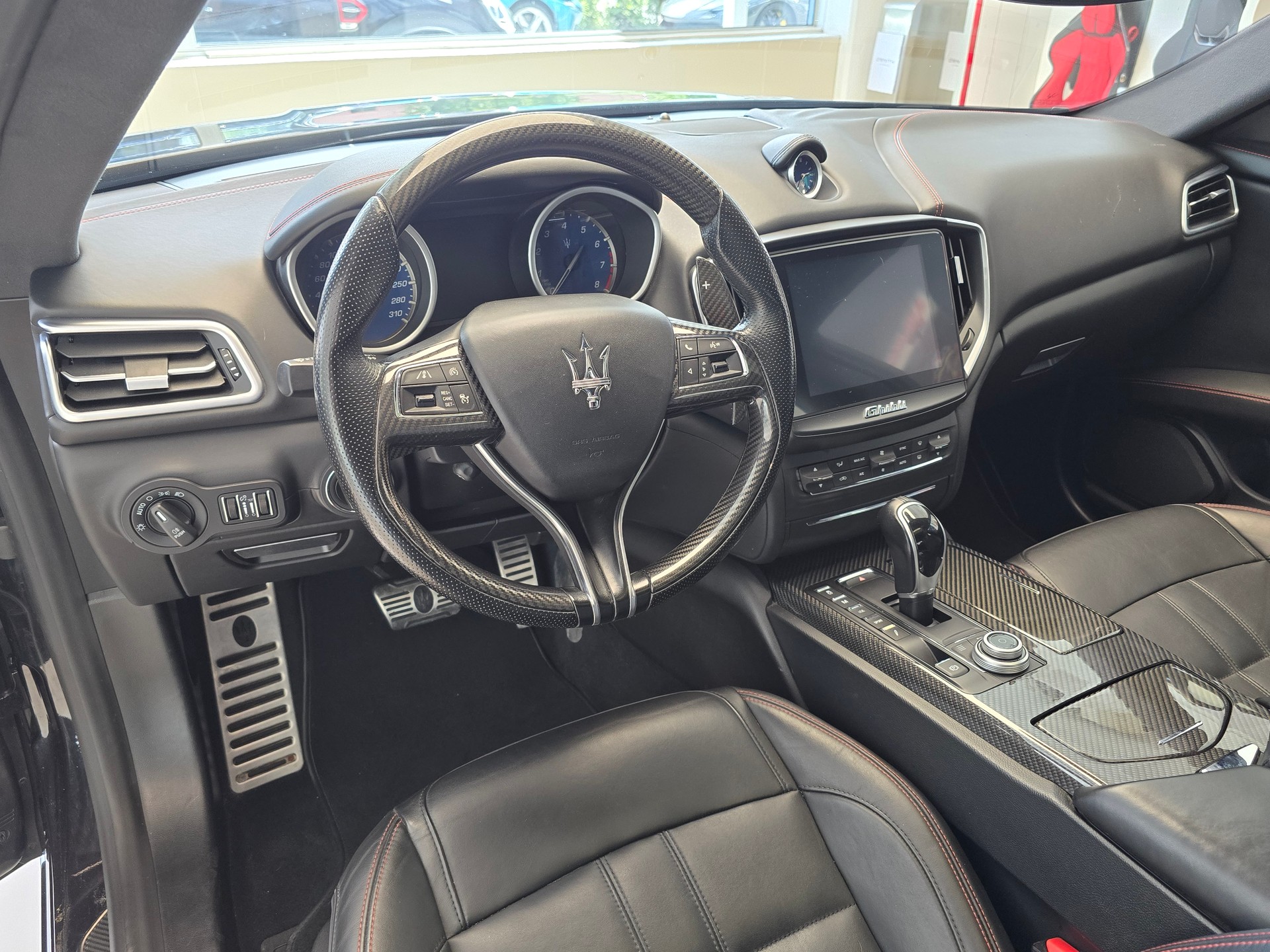 MASERATI Ghibli S Q4 3.0 V6 Automatica-image-9