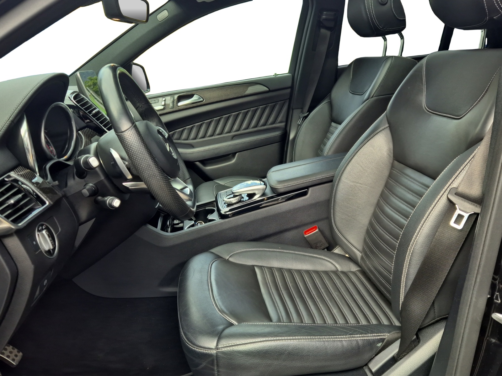 MERCEDES-BENZ GLE Coupé 400 4Matic-image-11