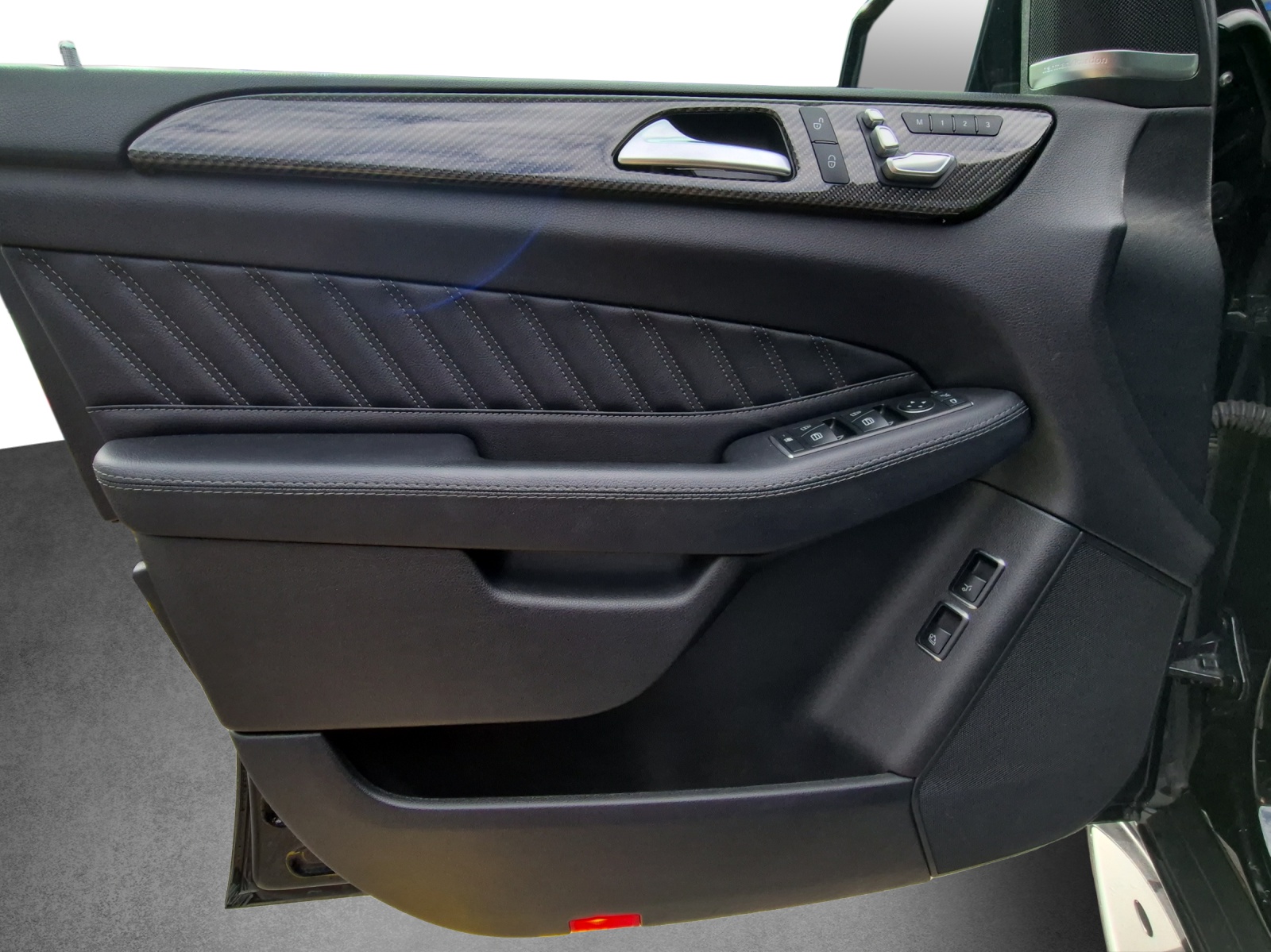 MERCEDES-BENZ GLE Coupé 400 4Matic-image-15