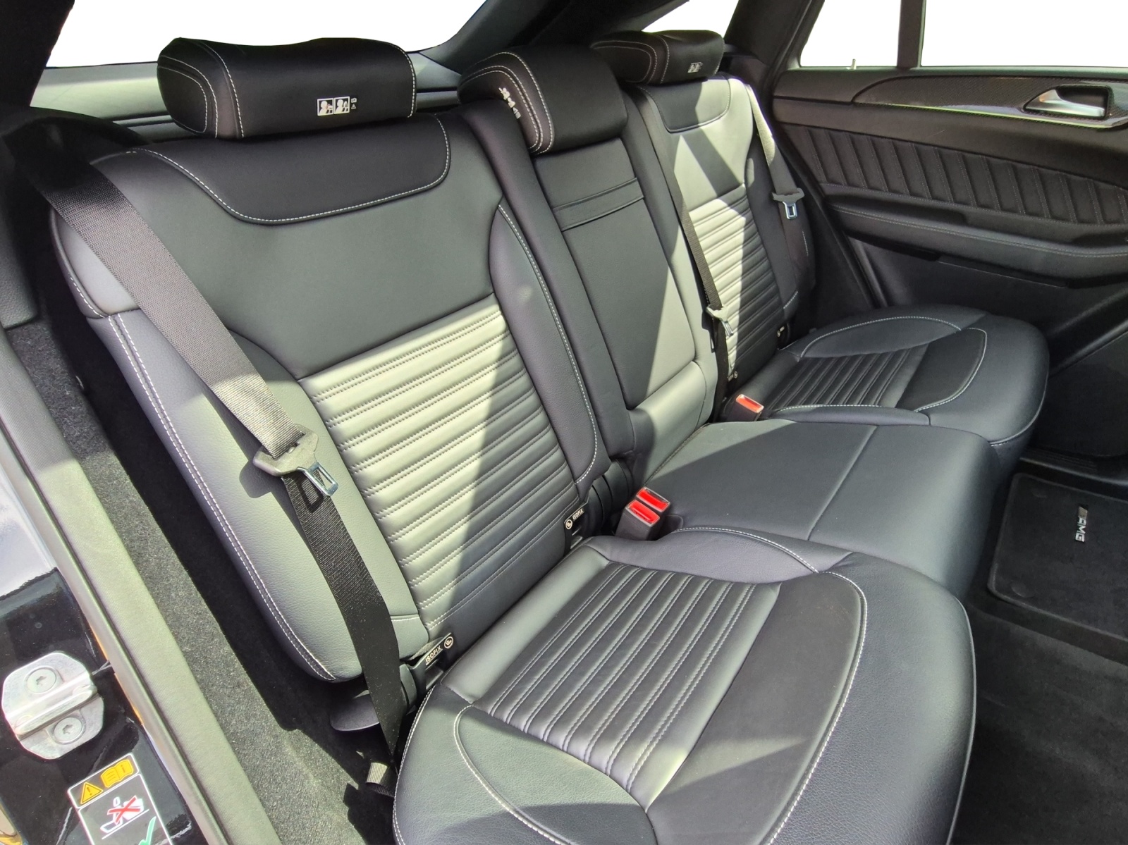 MERCEDES-BENZ GLE Coupé 400 4Matic-image-14