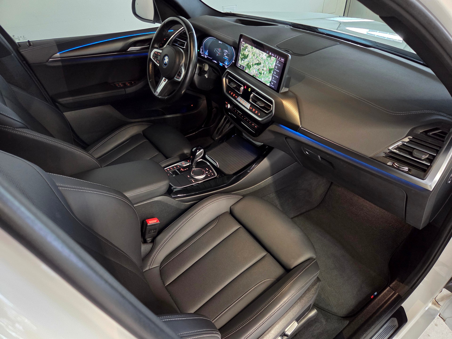 BMW X3 30e xDrive M-Sport-image-17