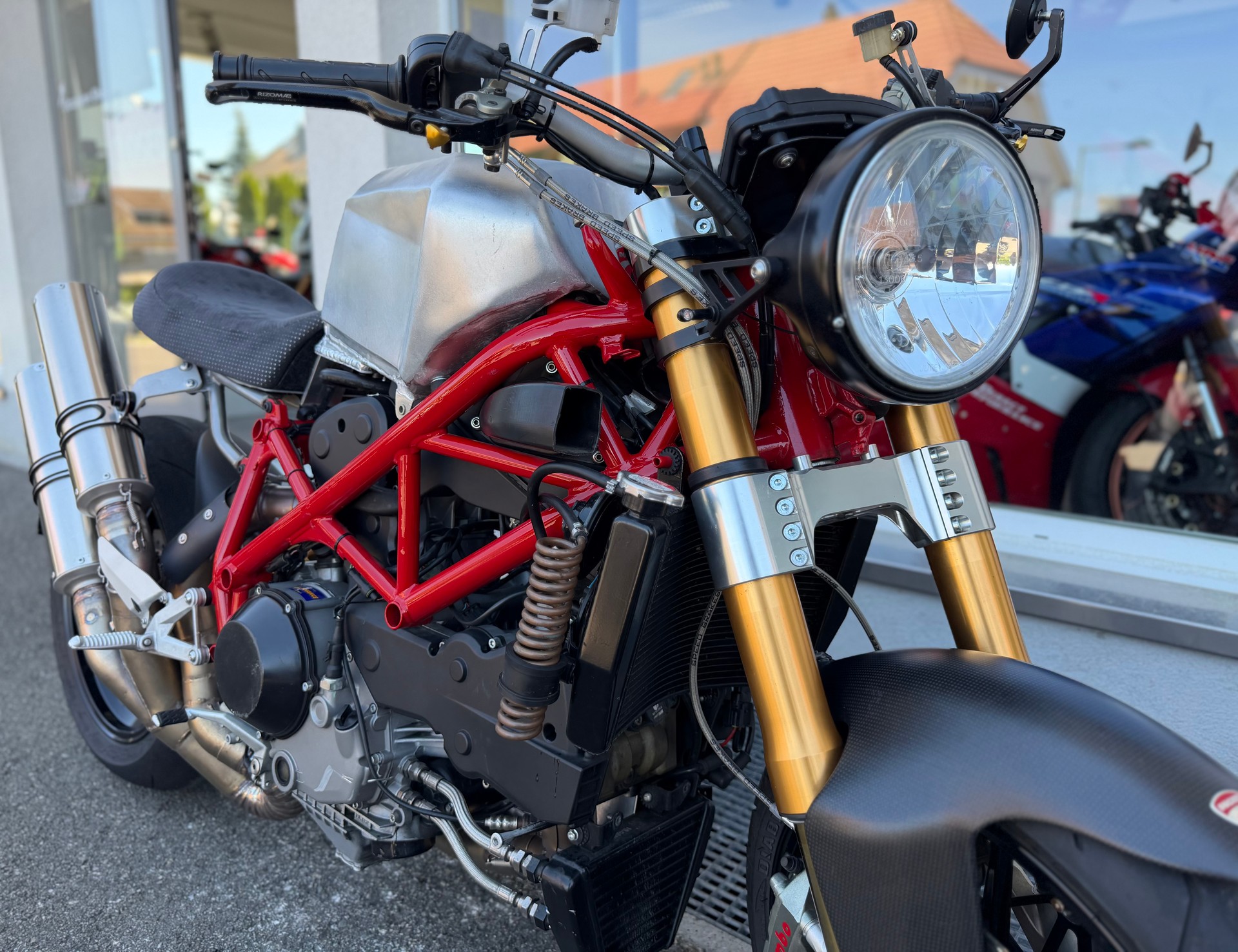 DUCATI 1098 S-image-5