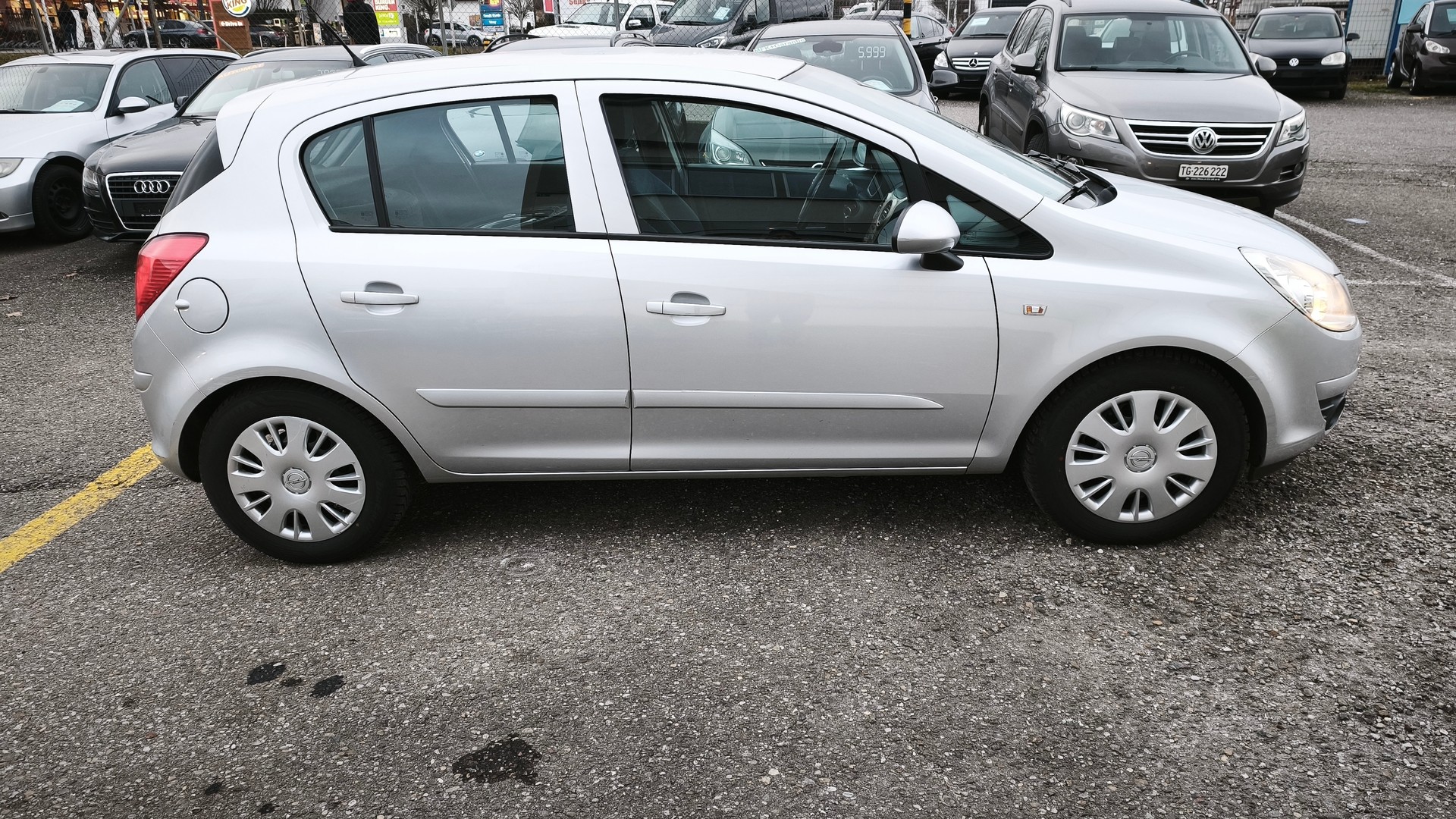 OPEL Corsa 1.2 TP Enjoy-image-6