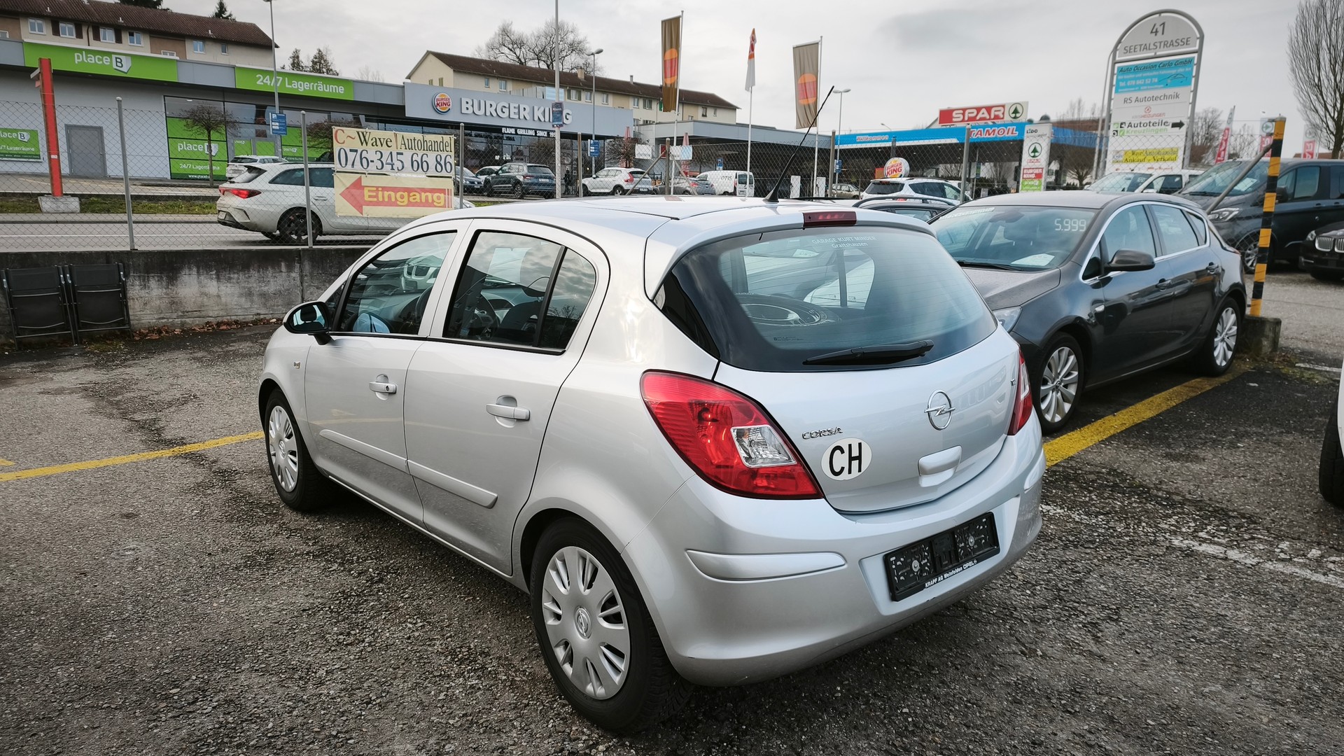OPEL Corsa 1.2 TP Enjoy-image-8