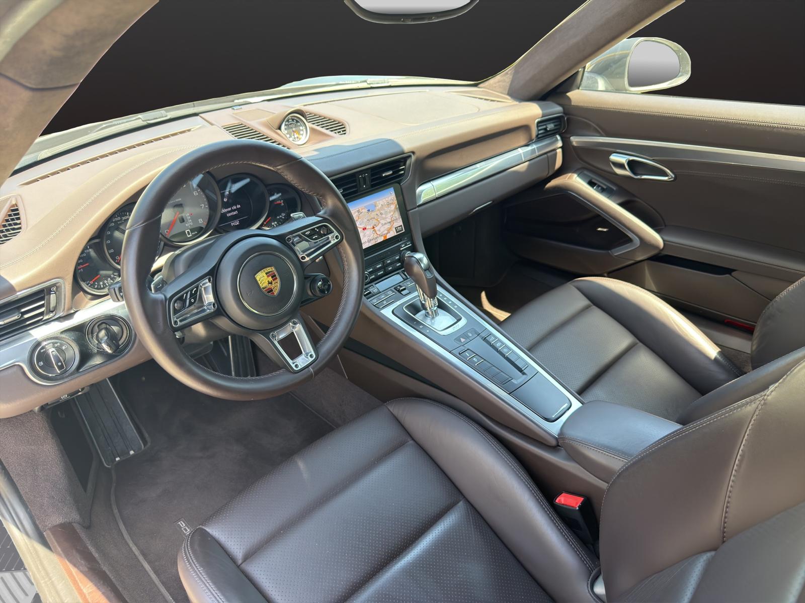 PORSCHE 911 Carrera 4S PDK-image-8